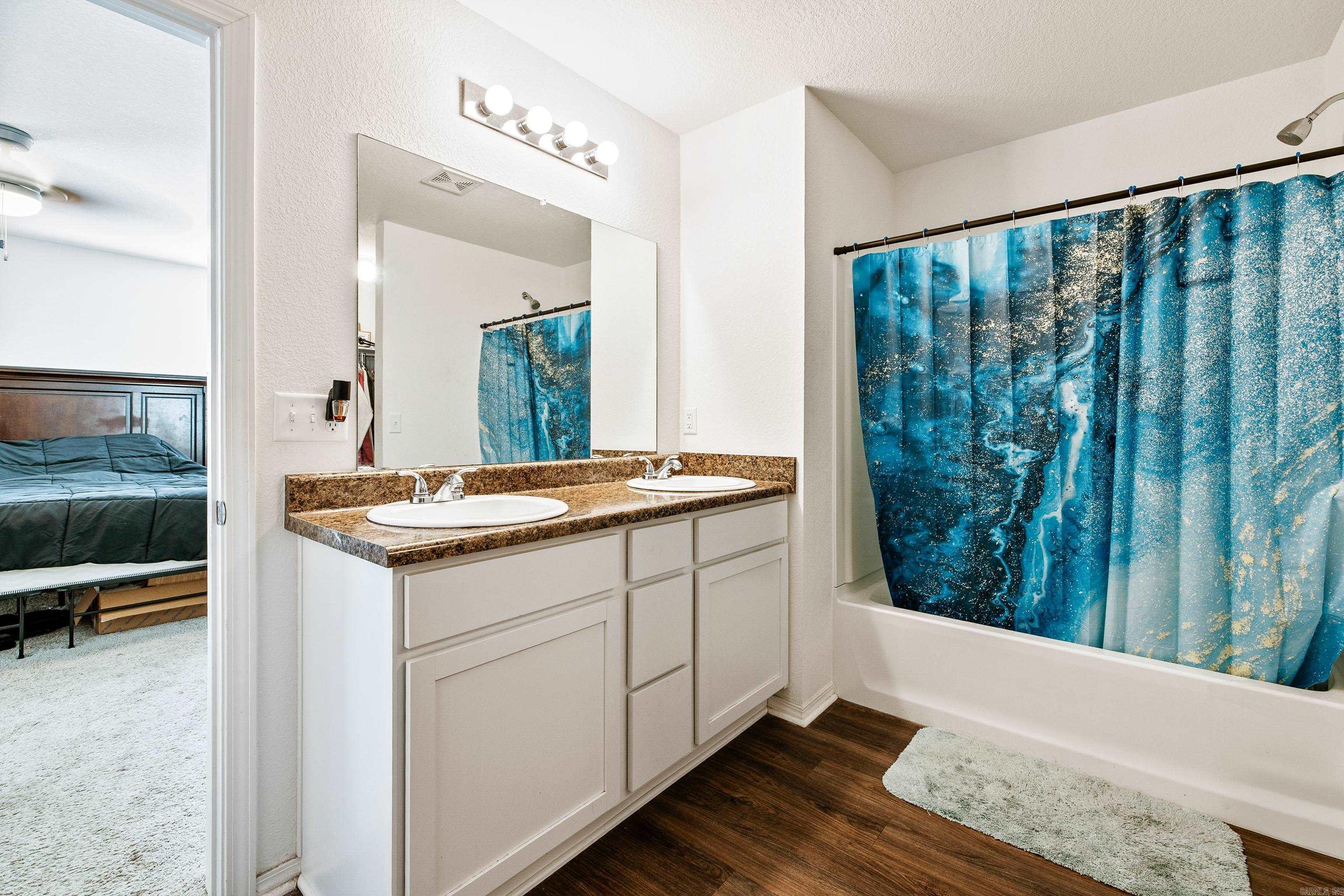 THE MEADOWS - Residential