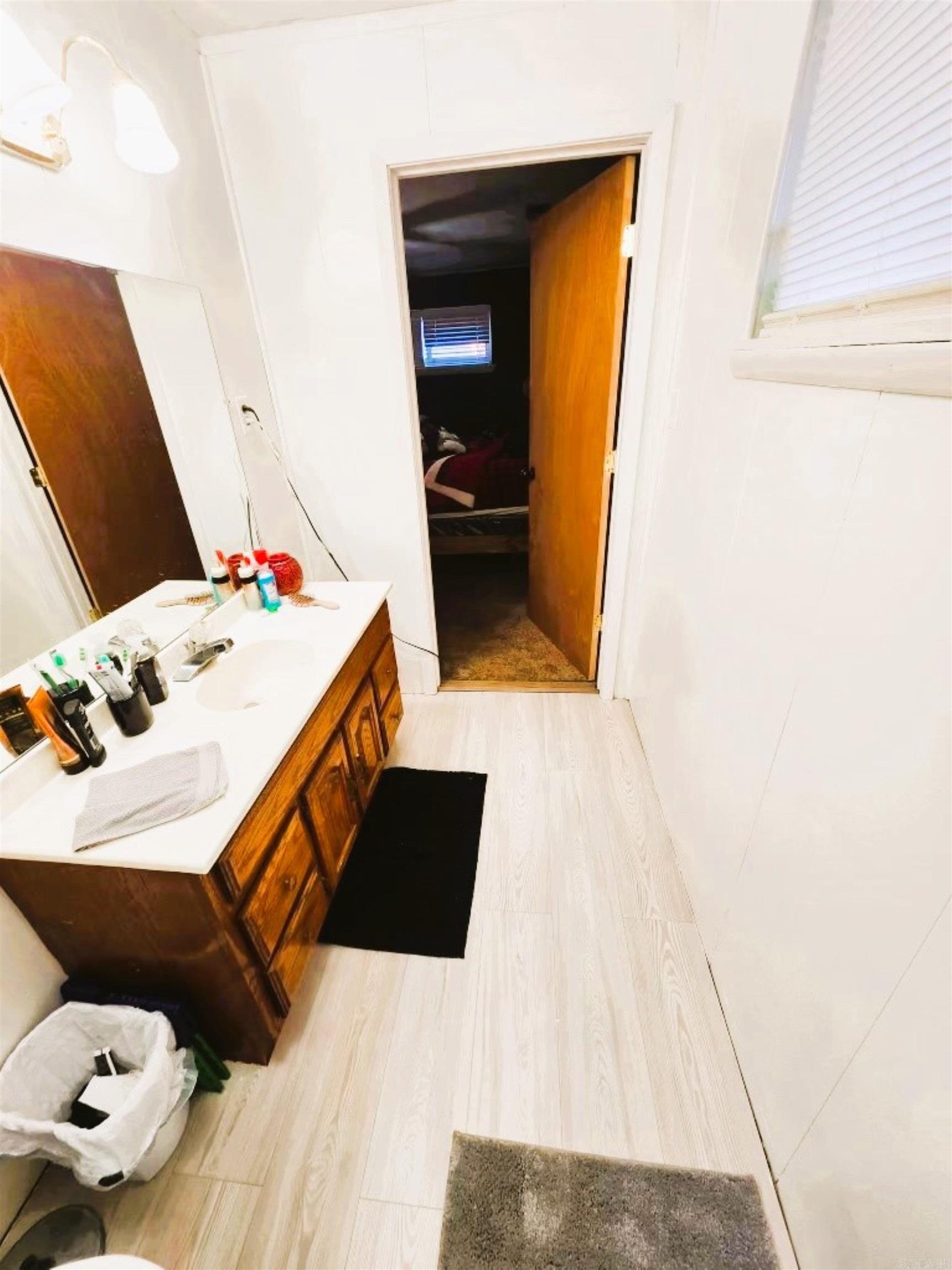 SHADY ACRES - Residential