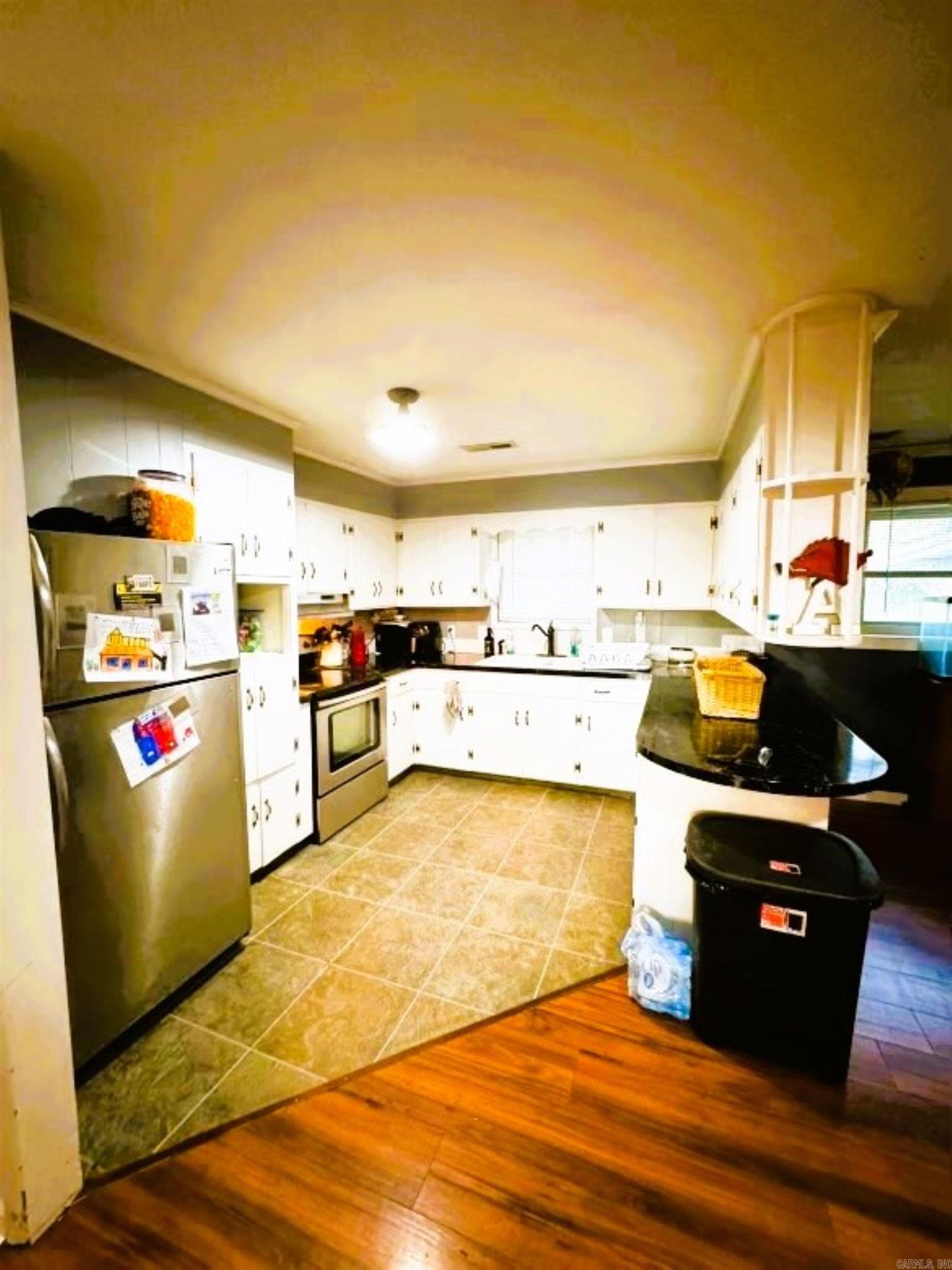 SHADY ACRES - Residential