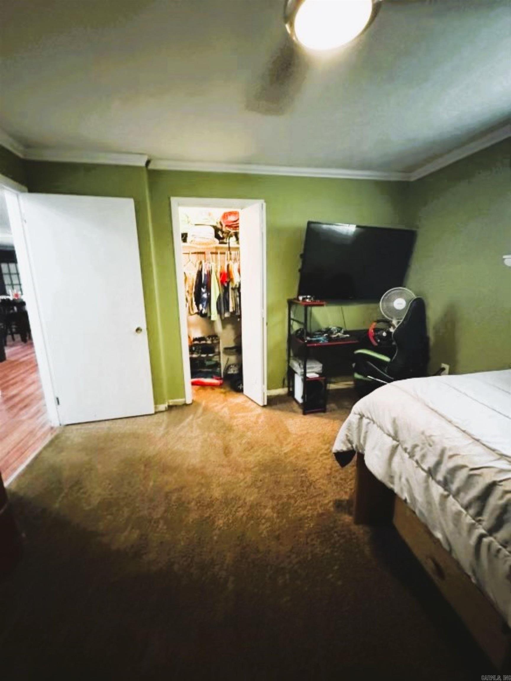 SHADY ACRES - Residential