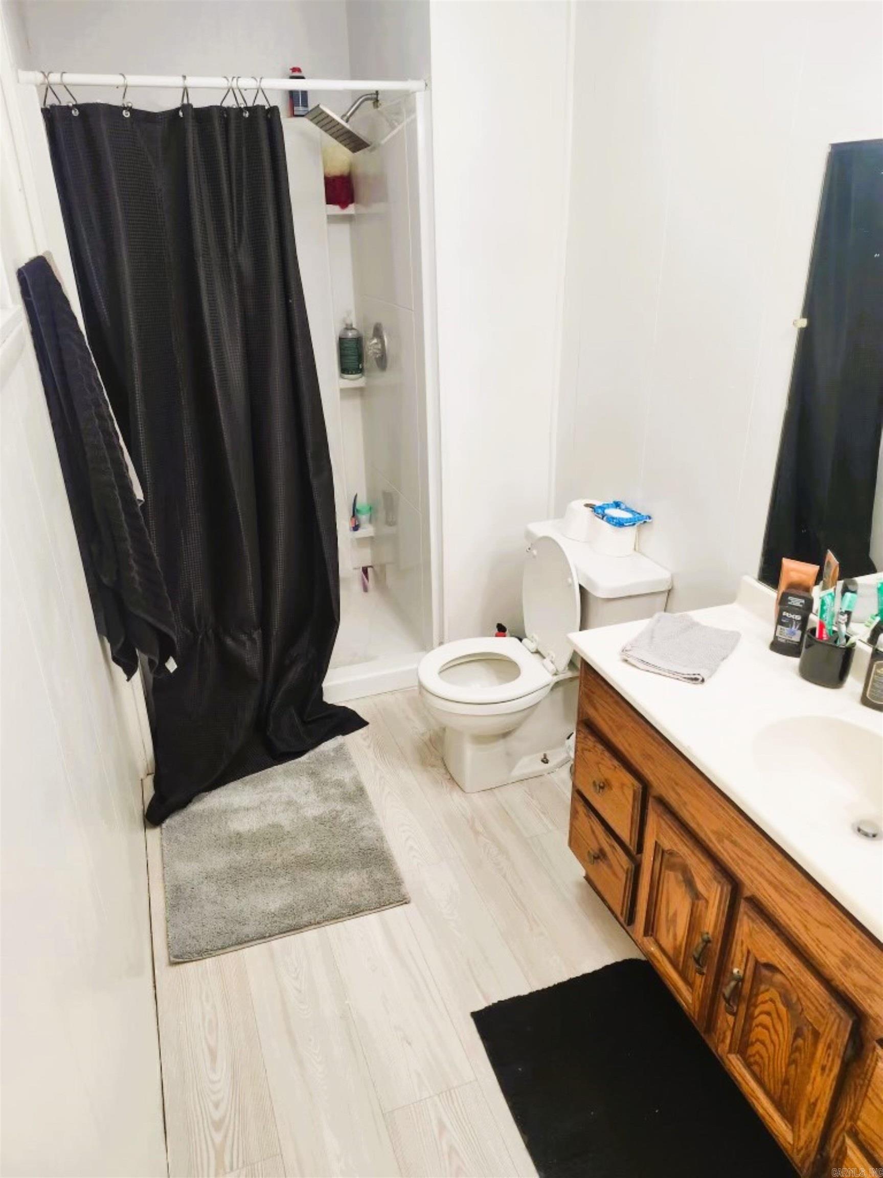 SHADY ACRES - Residential