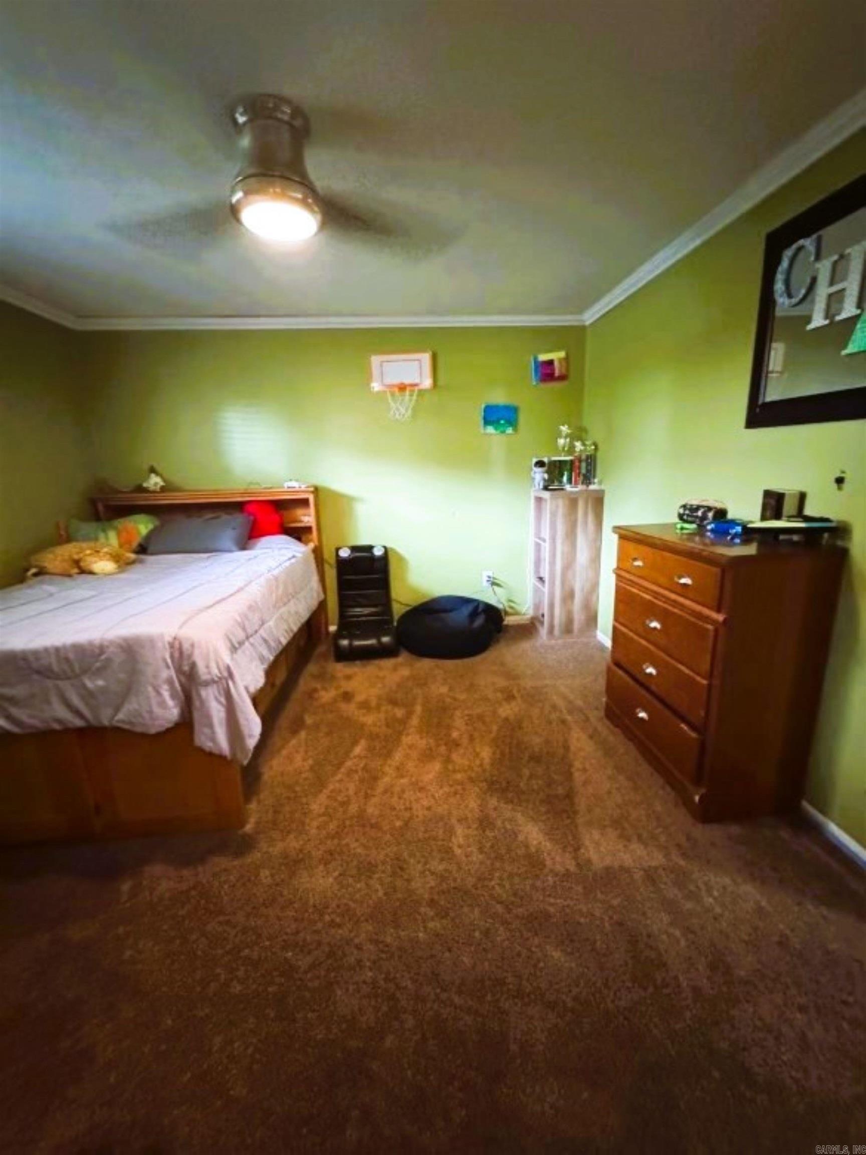 SHADY ACRES - Residential