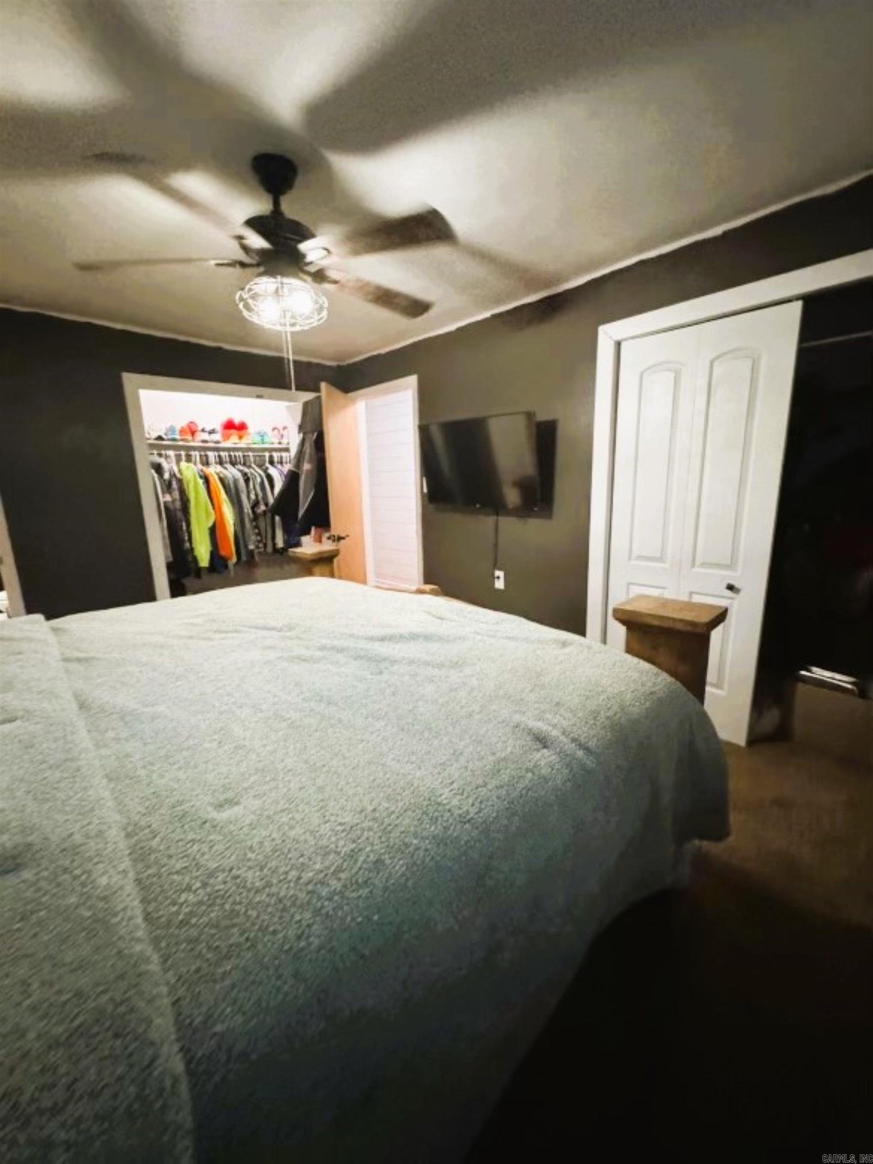 SHADY ACRES - Residential