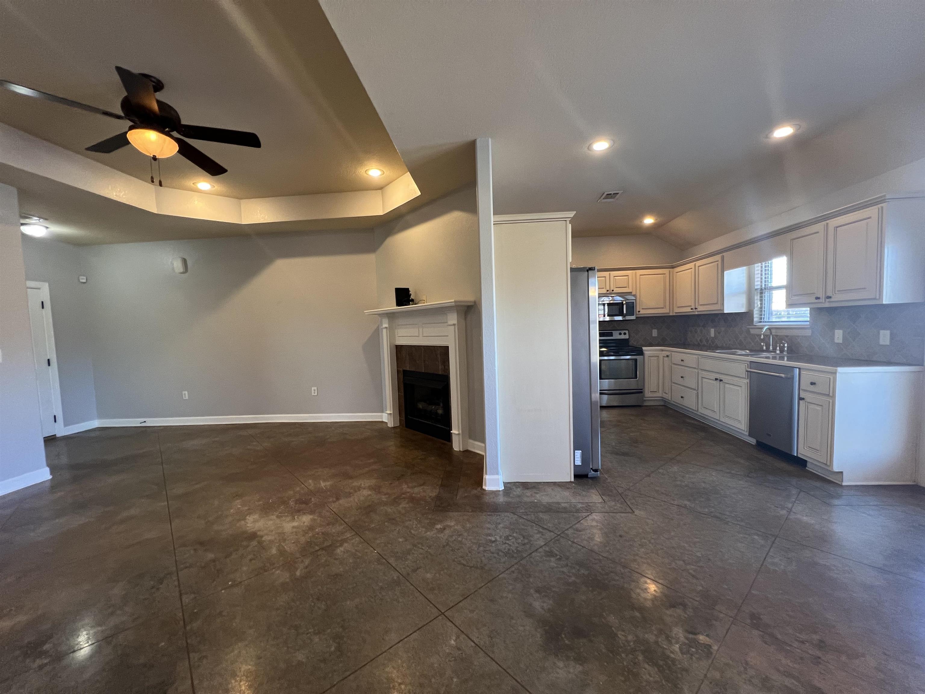 Jewels Estates - Residential Lease