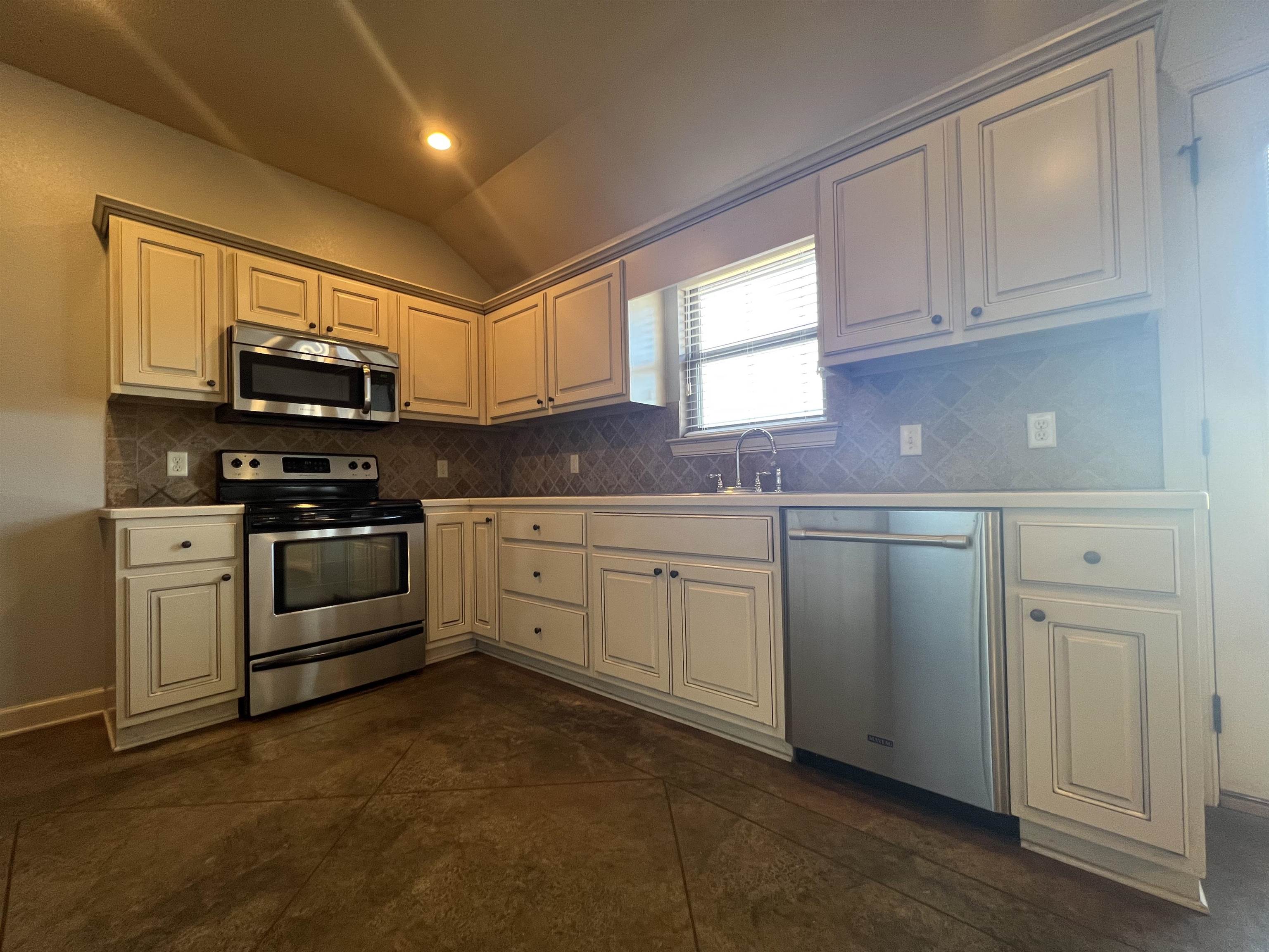 Jewels Estates - Residential Lease