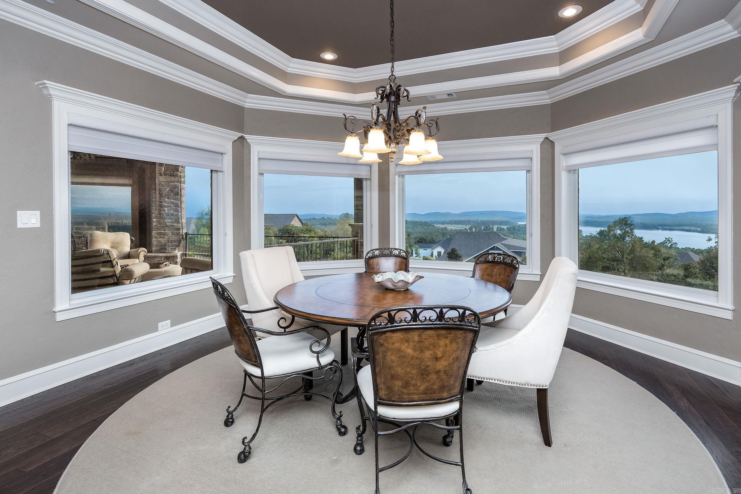 MOUNTAIN CREST ESTATES - Residential