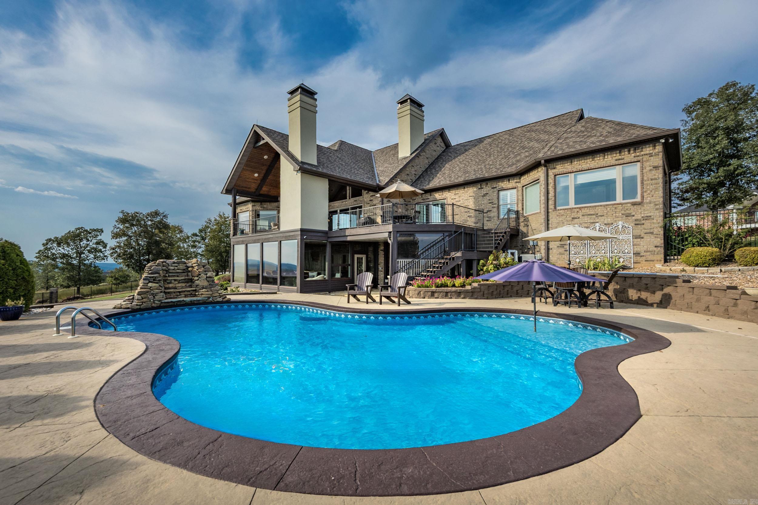 MOUNTAIN CREST ESTATES - Residential