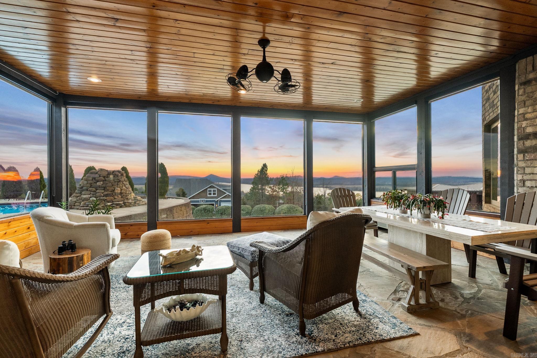 MOUNTAIN CREST ESTATES - Residential