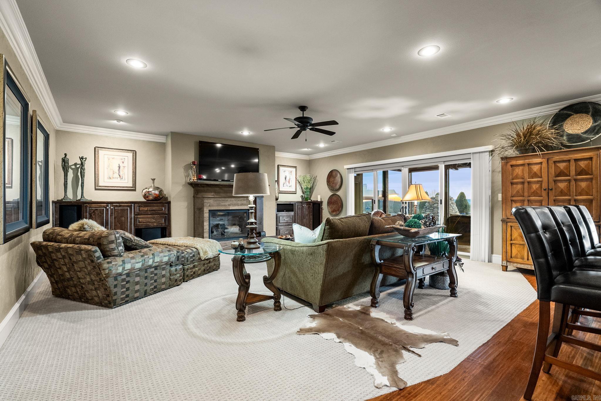 MOUNTAIN CREST ESTATES - Residential