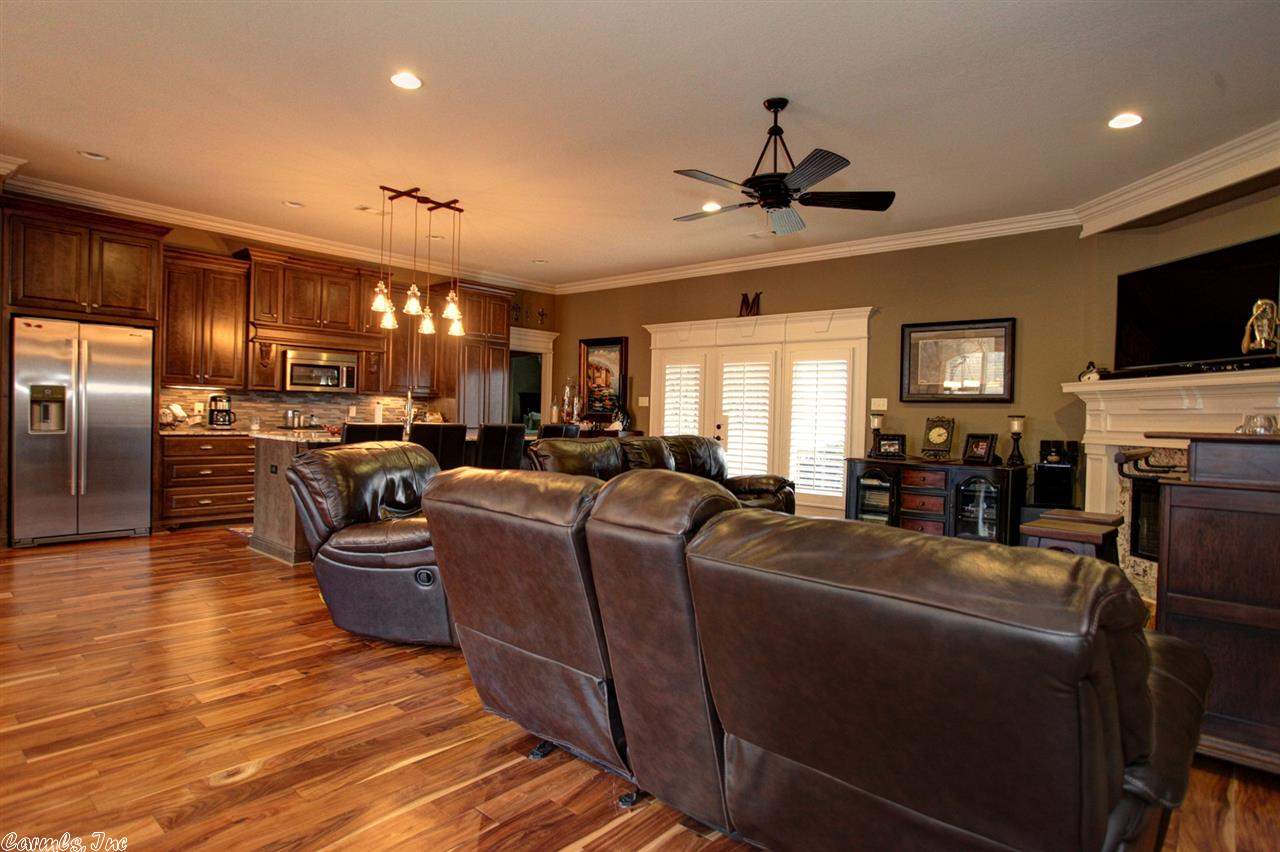 RIDGEVIEW - Residential