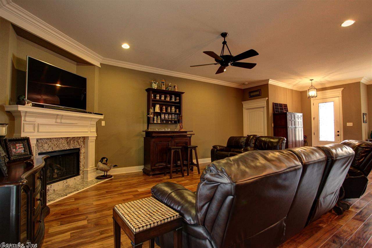 RIDGEVIEW - Residential