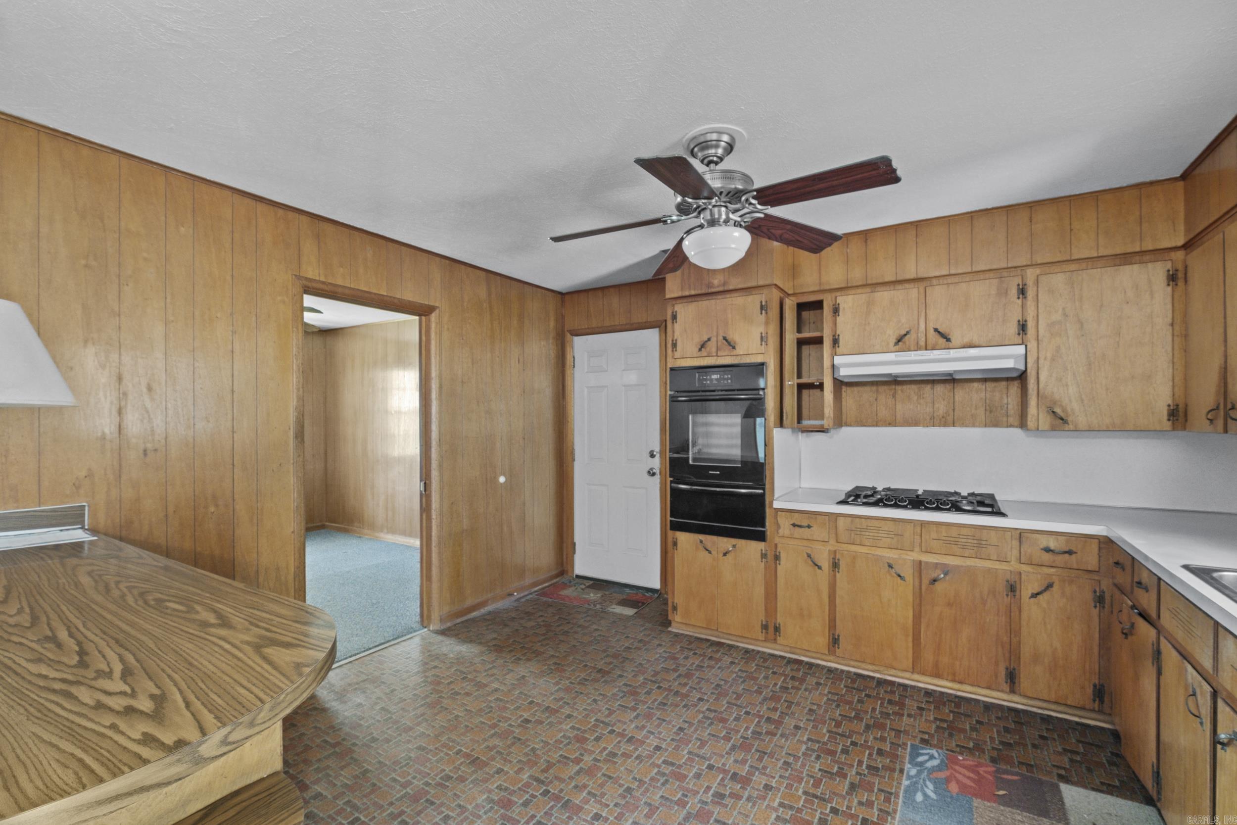 STONES - Residential