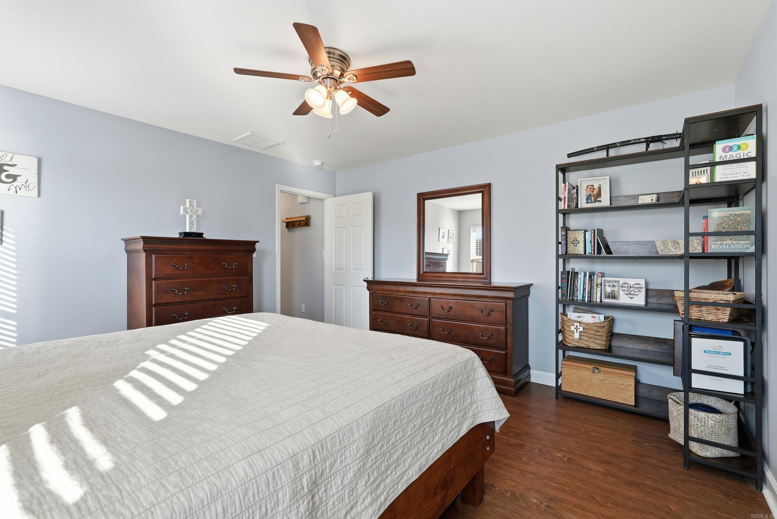 SAGEBRUSH COVE - Residential