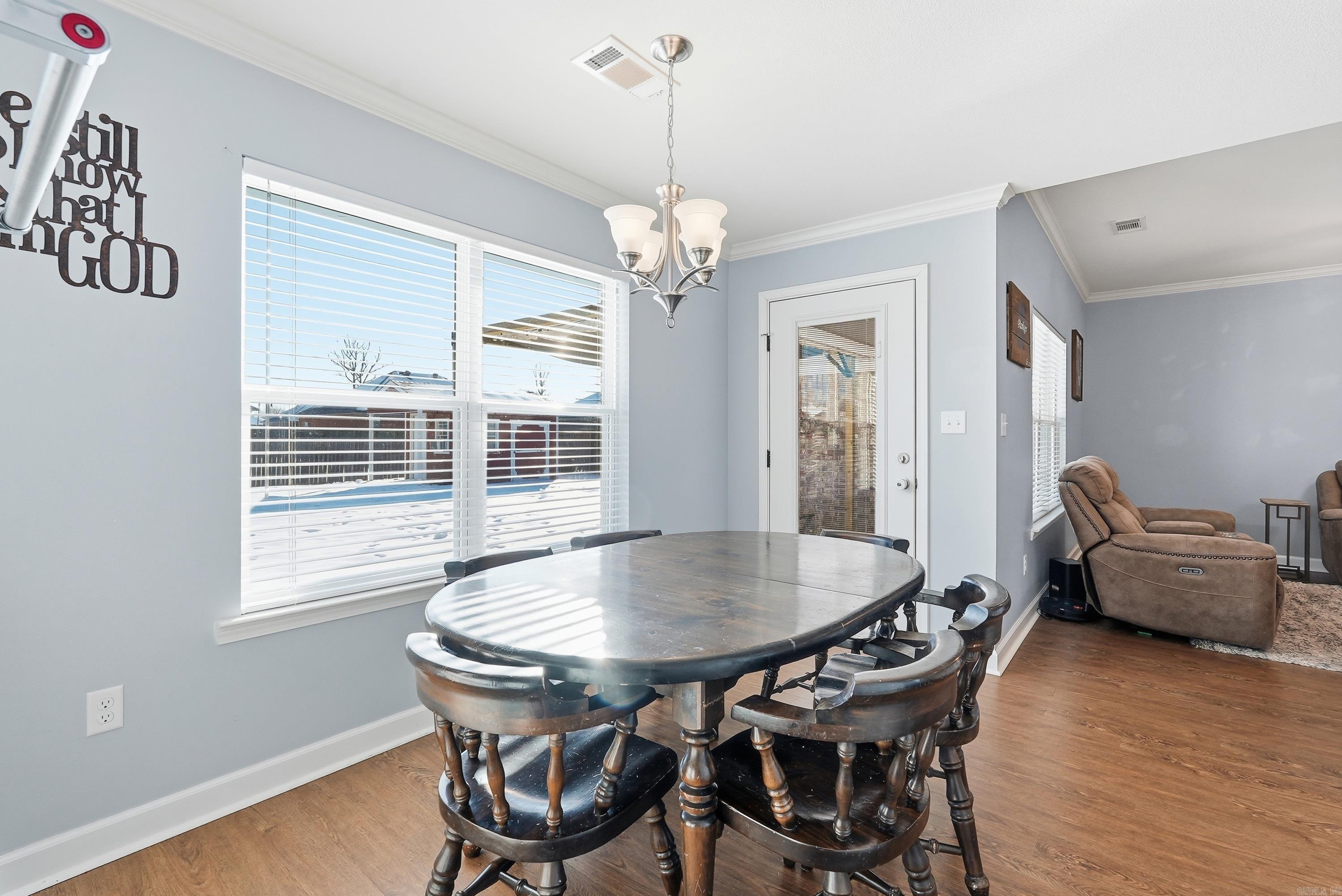 SAGEBRUSH COVE - Residential