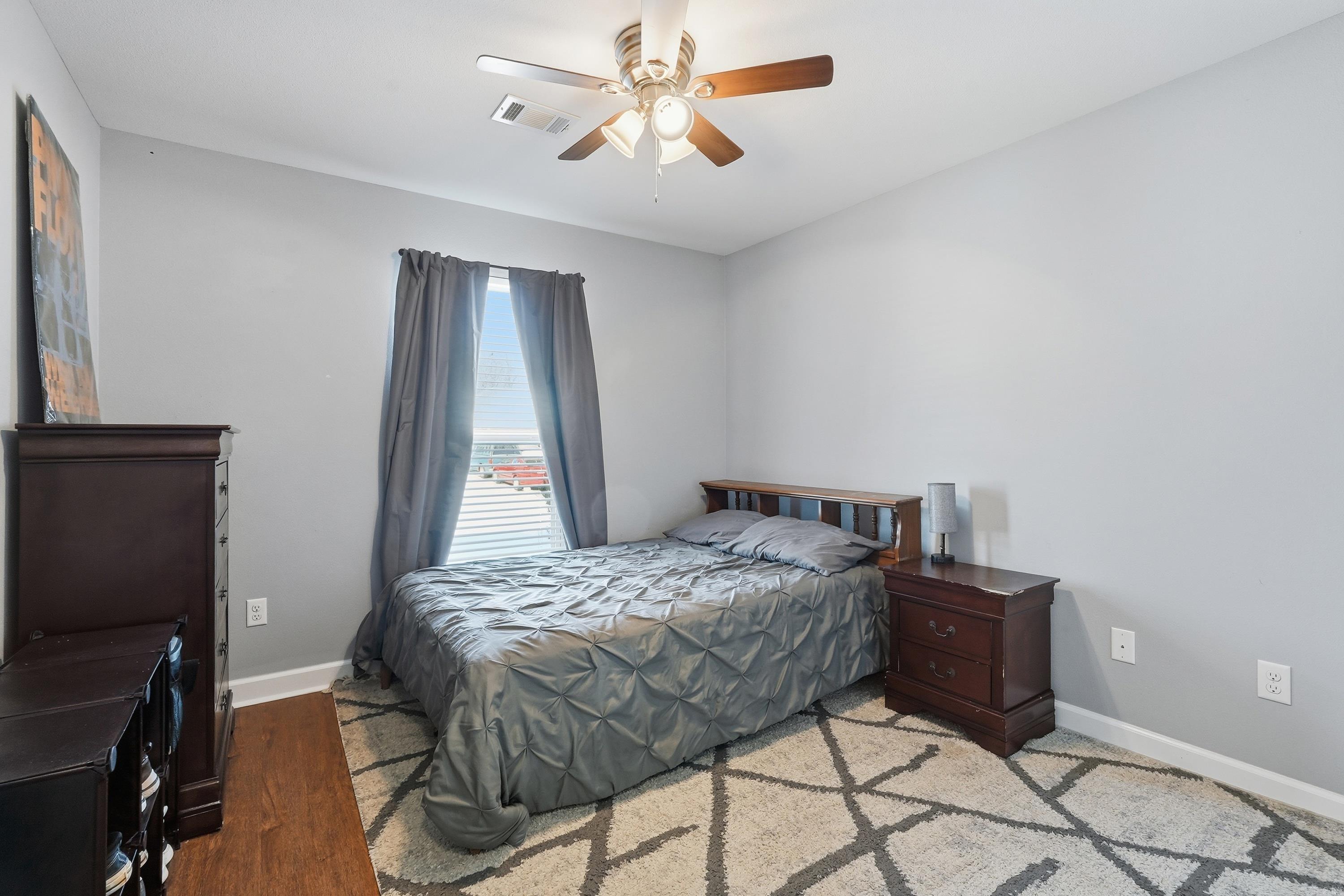 SAGEBRUSH COVE - Residential