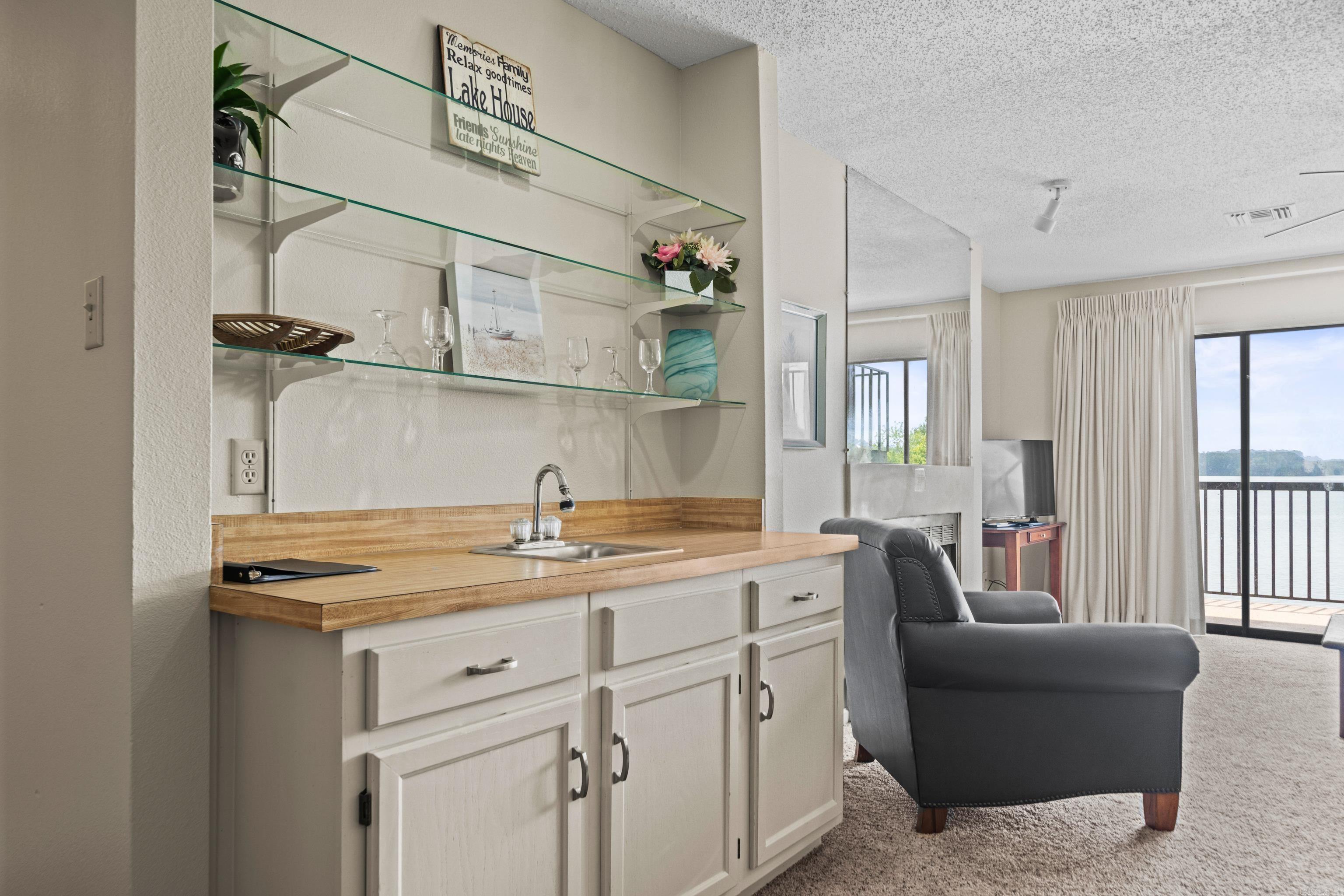 EMERALD ISLE HPR - Residential