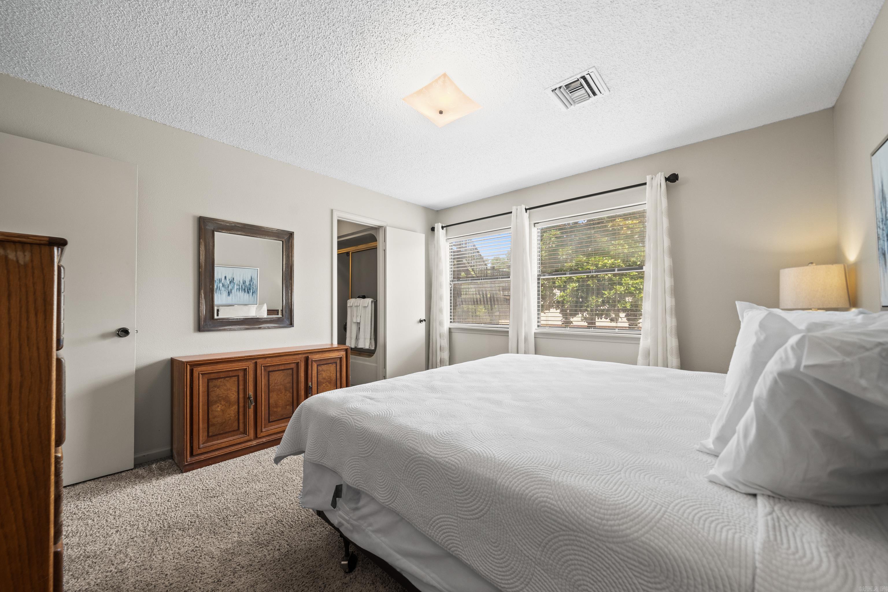 EMERALD ISLE HPR - Residential