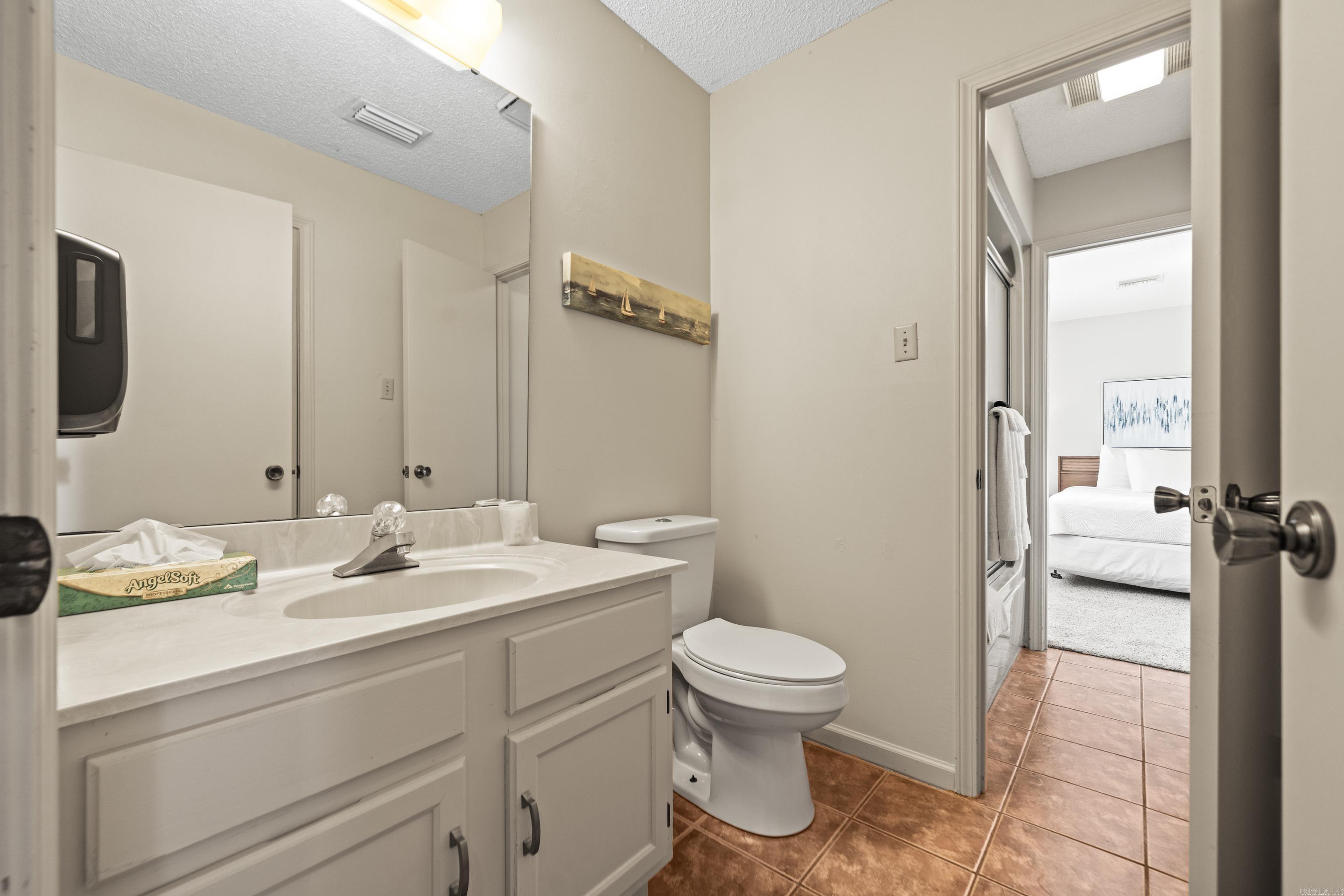 EMERALD ISLE HPR - Residential