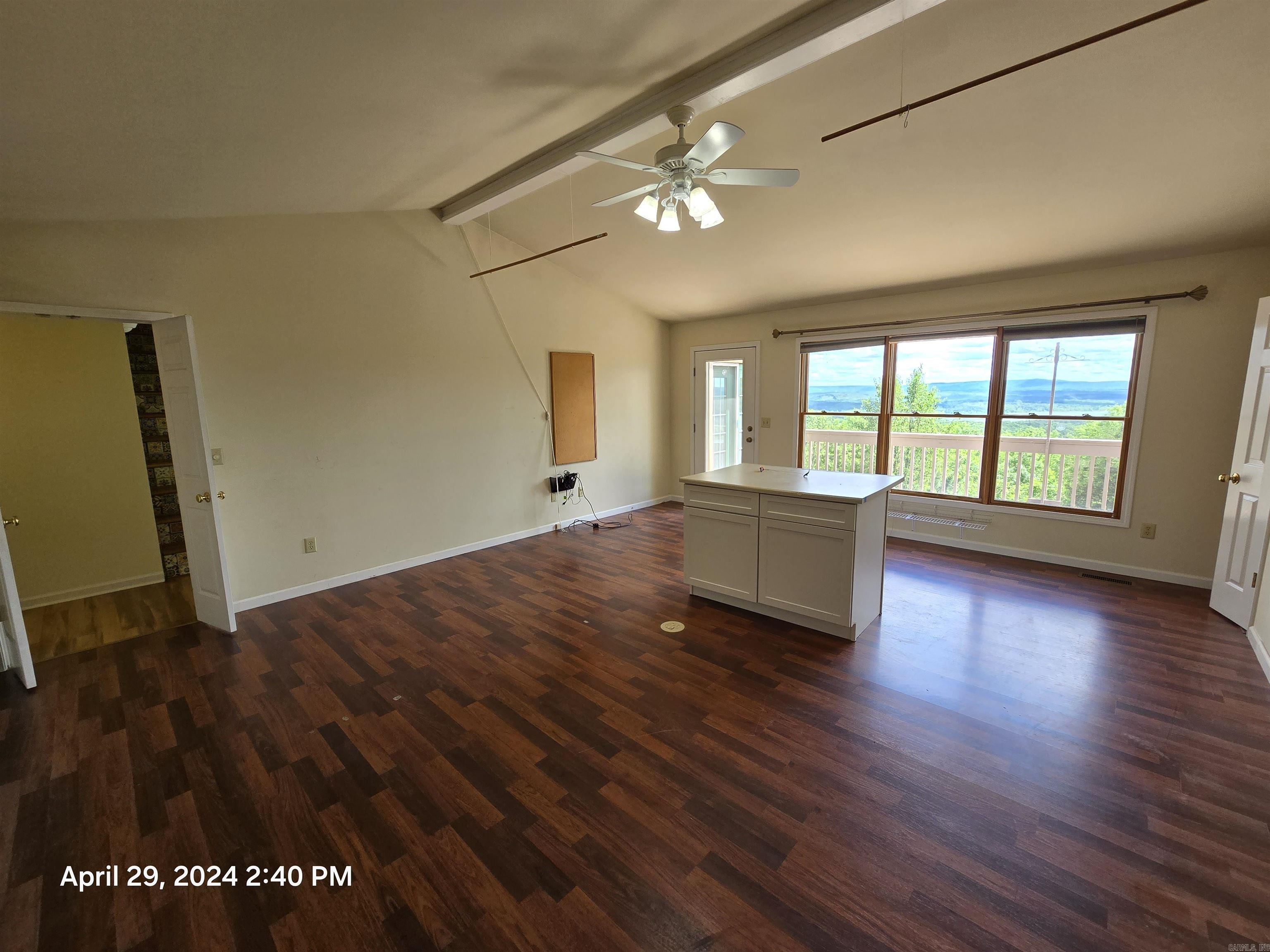 INDIAN HILLS - Residential