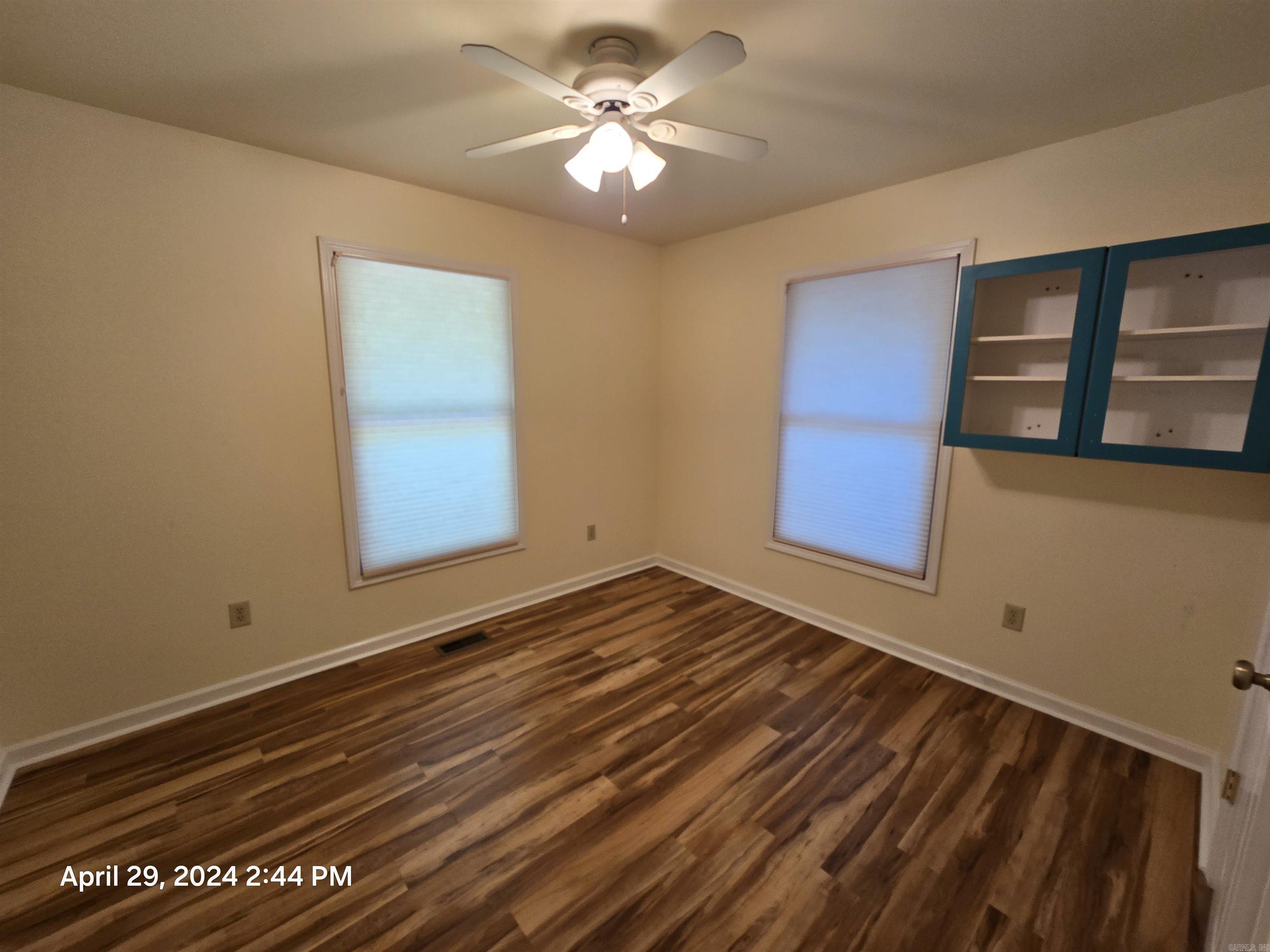 INDIAN HILLS - Residential