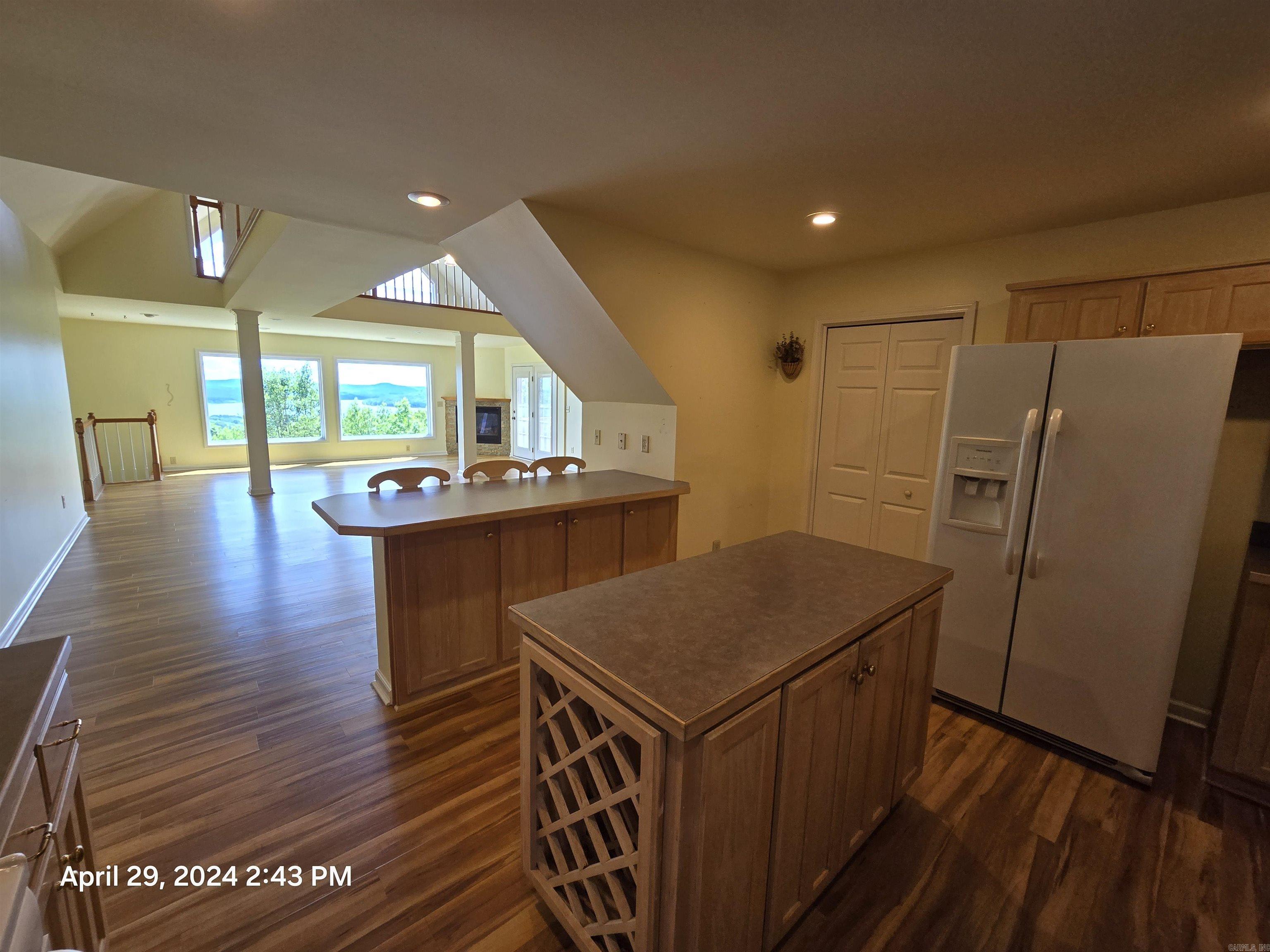 INDIAN HILLS - Residential