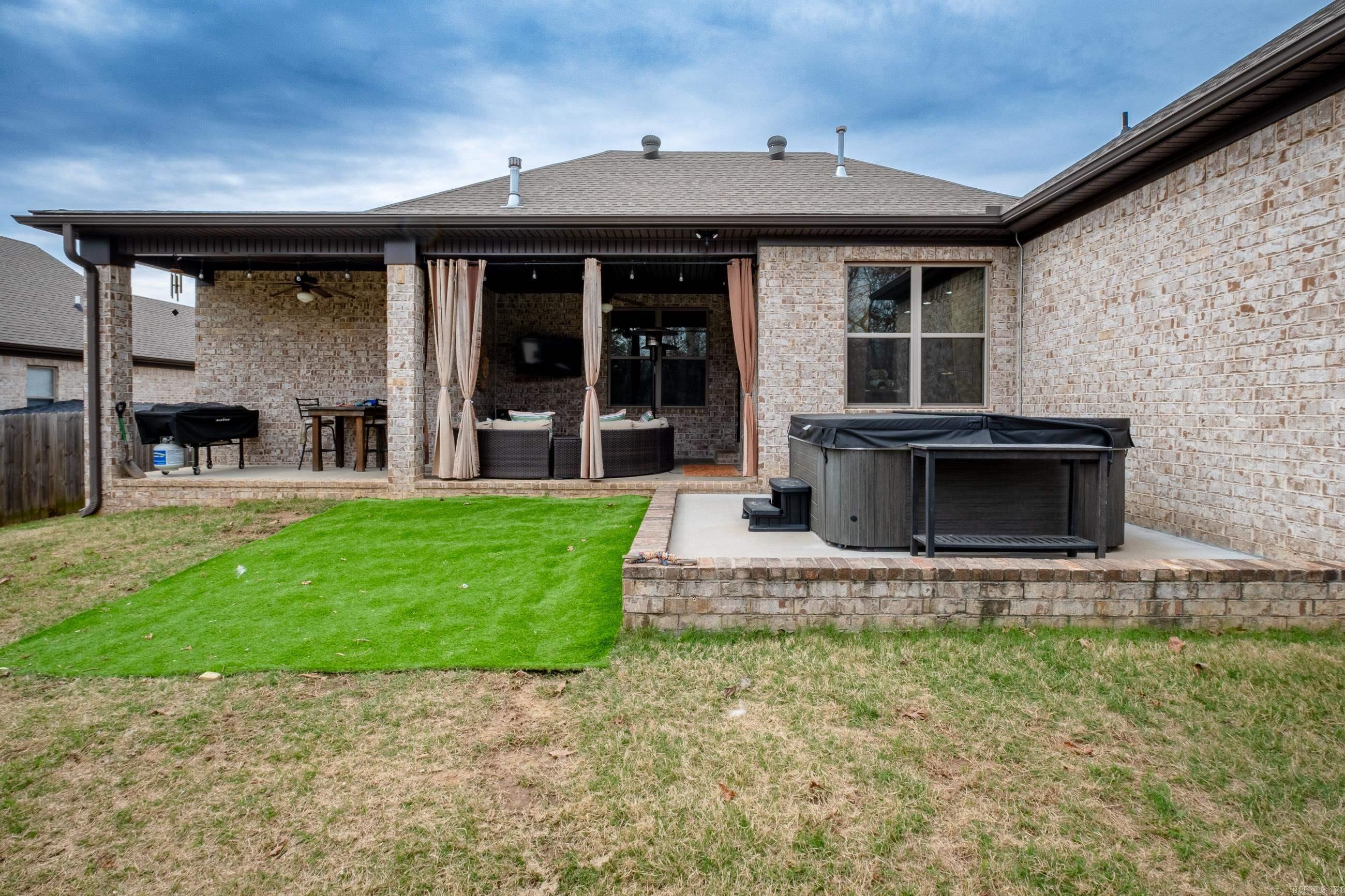 MILLERS GLENN - Residential