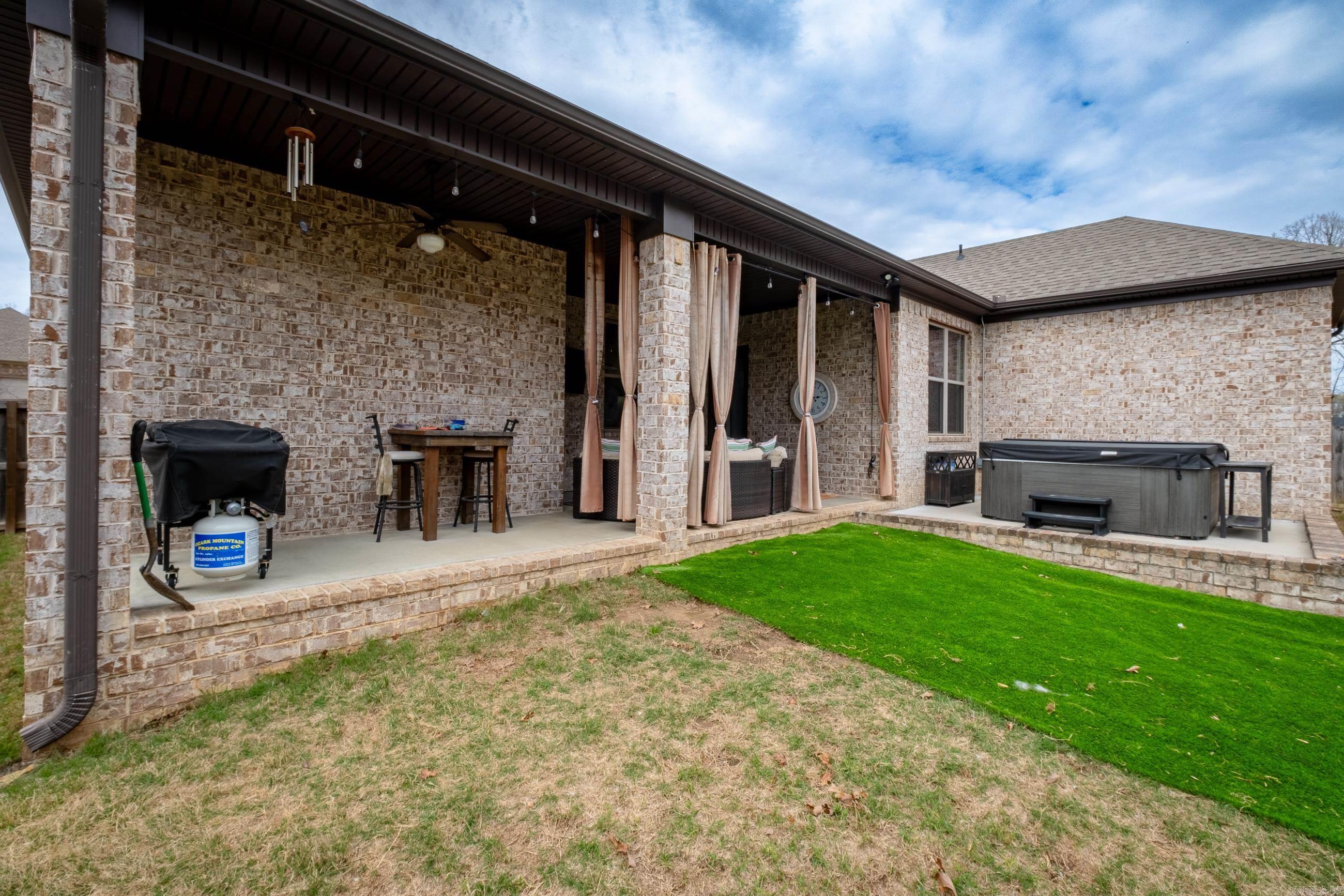 MILLERS GLENN - Residential