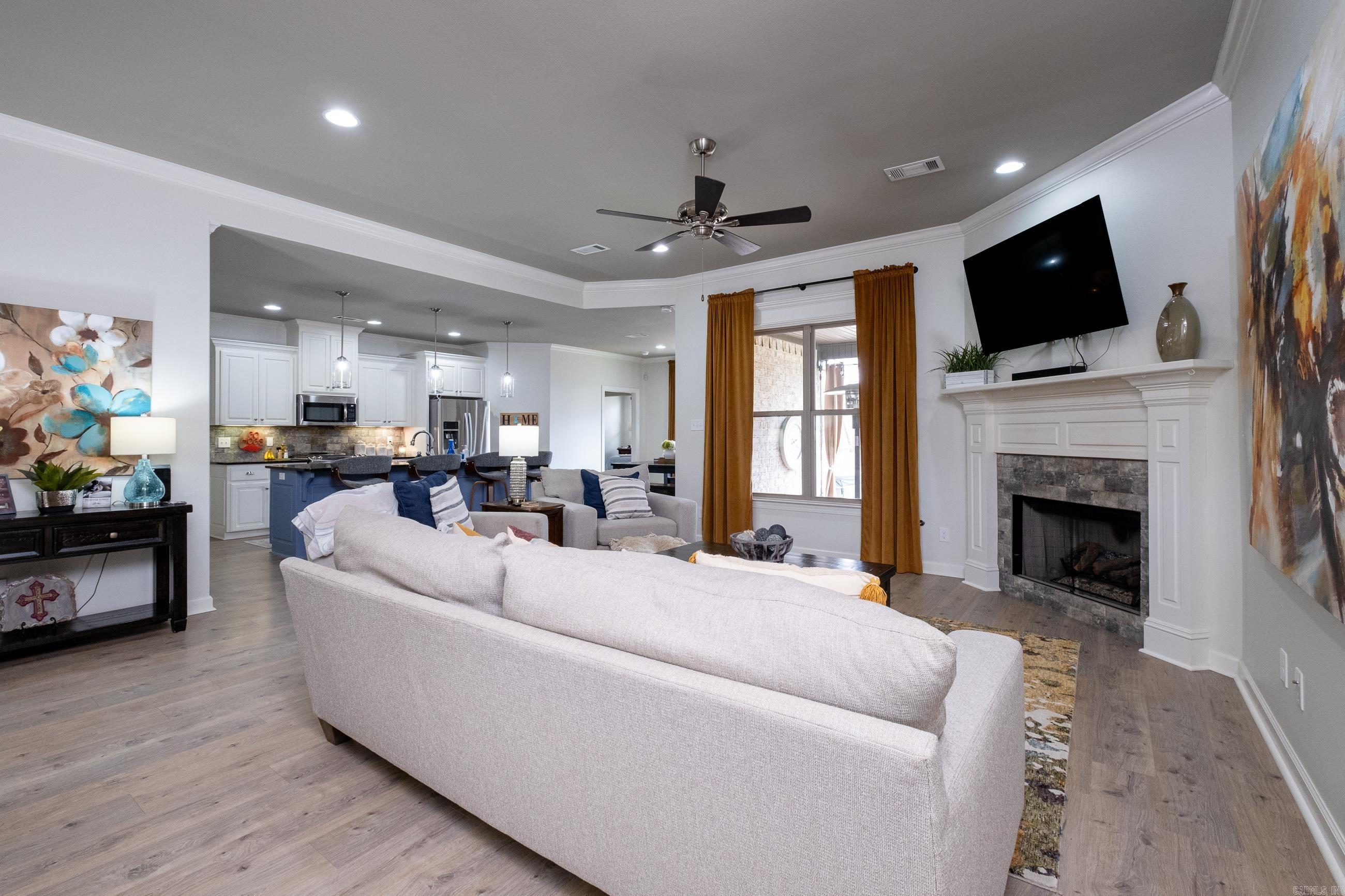 MILLERS GLENN - Residential