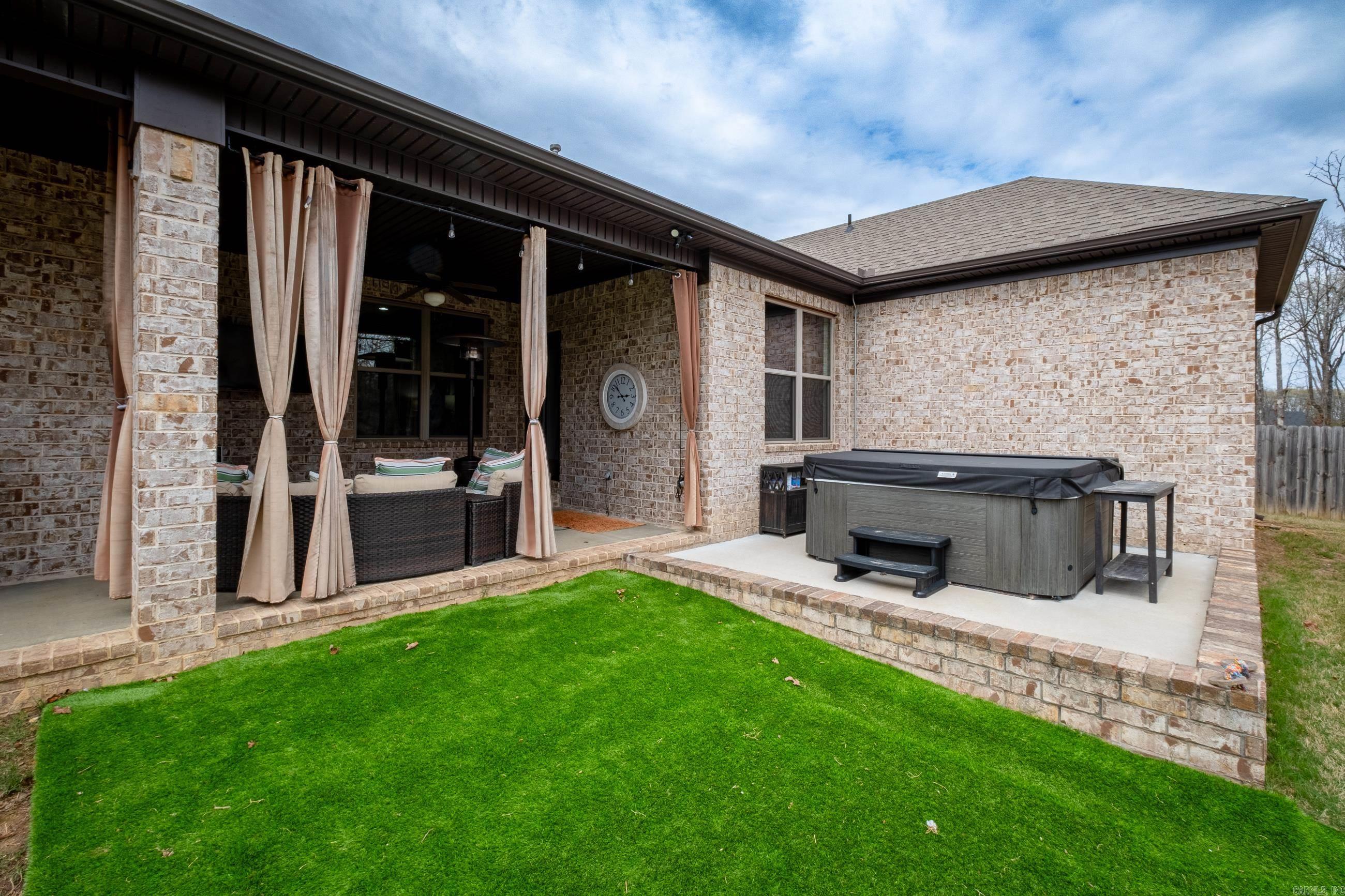 MILLERS GLENN - Residential