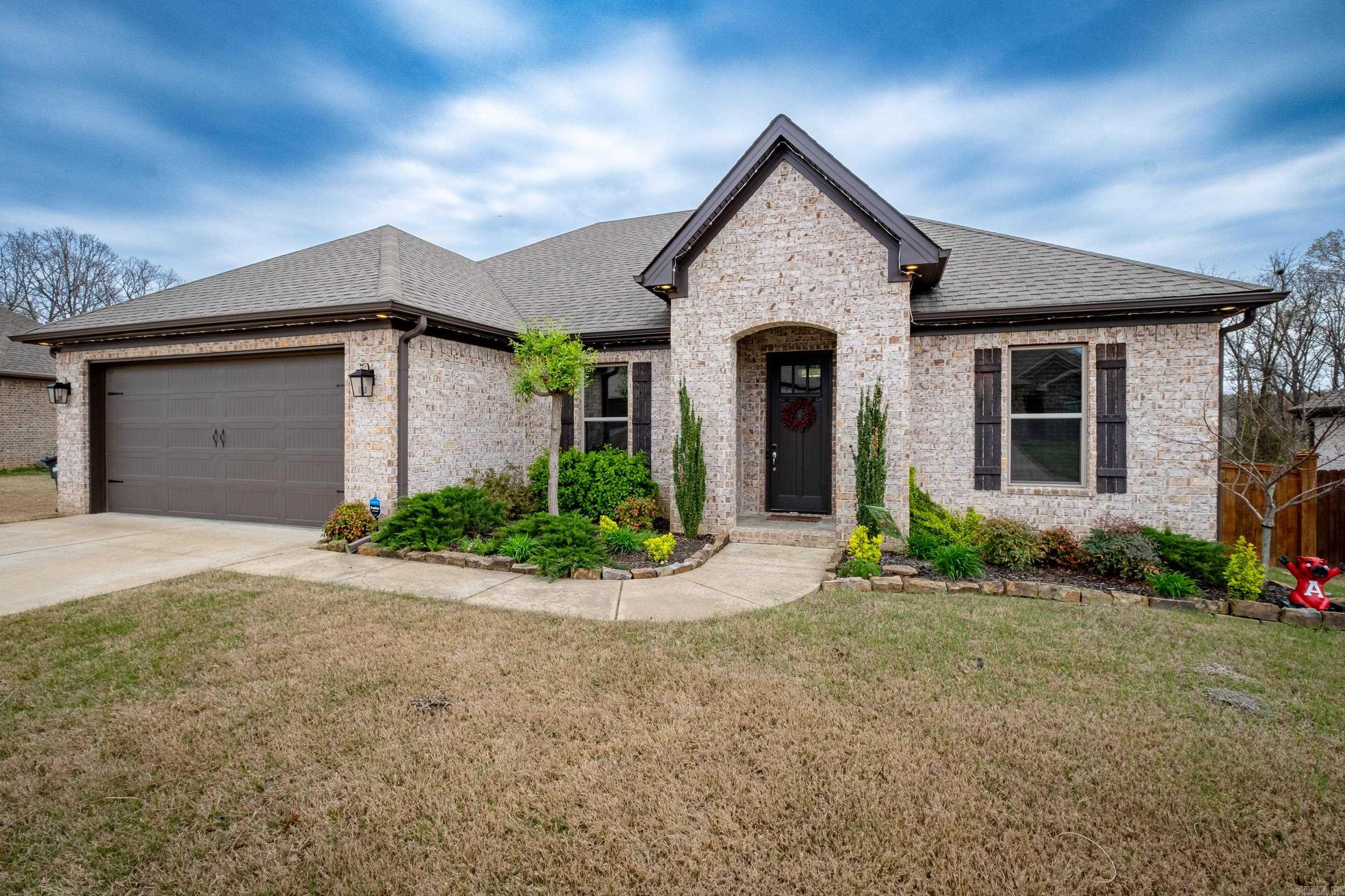 MILLERS GLENN - Residential