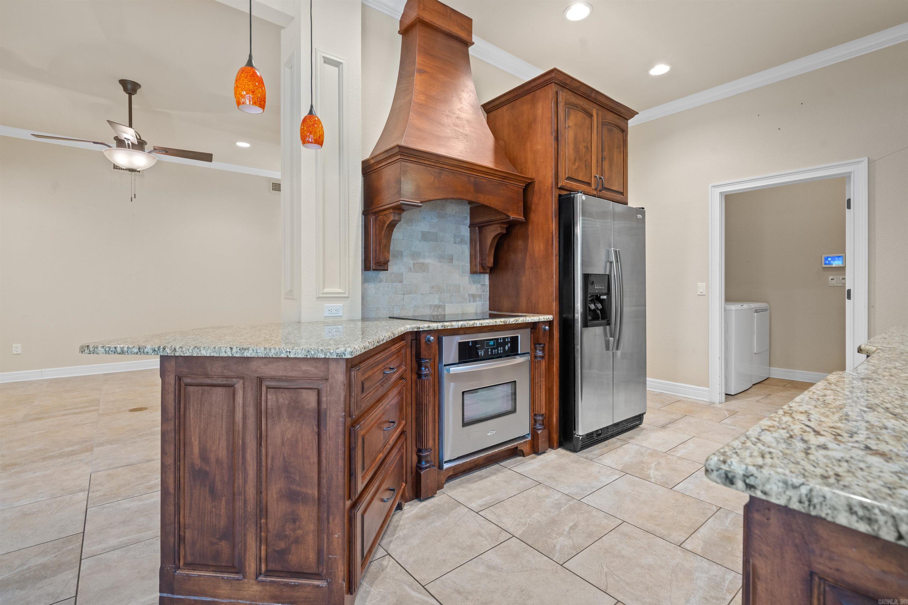 BLUE MOON - Residential