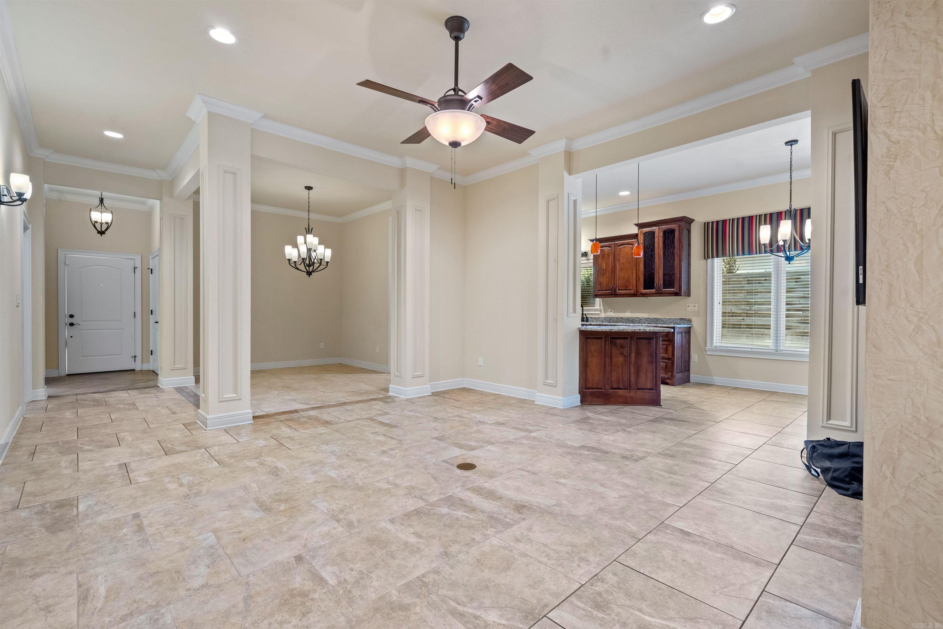 BLUE MOON - Residential