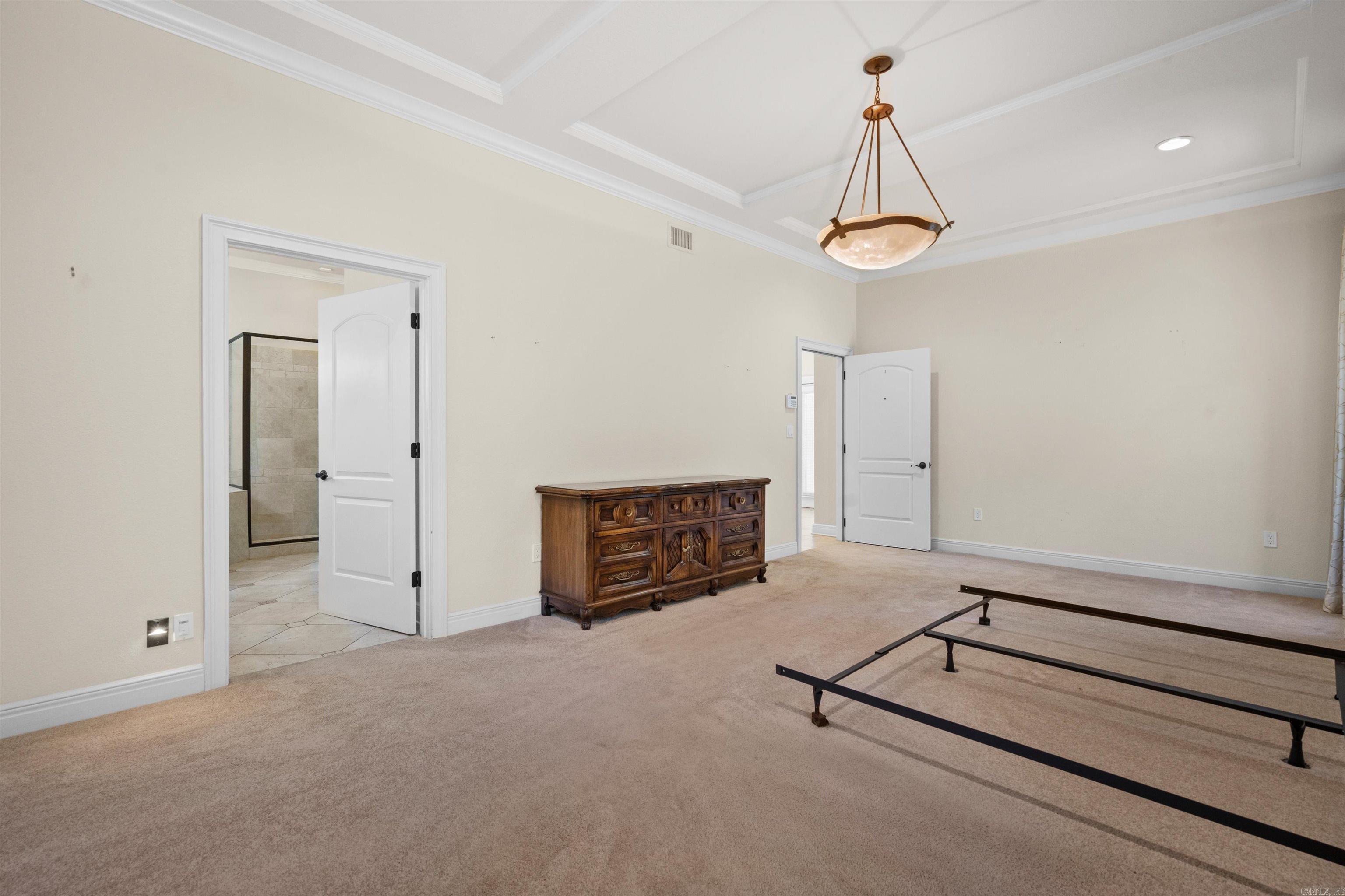 BLUE MOON - Residential