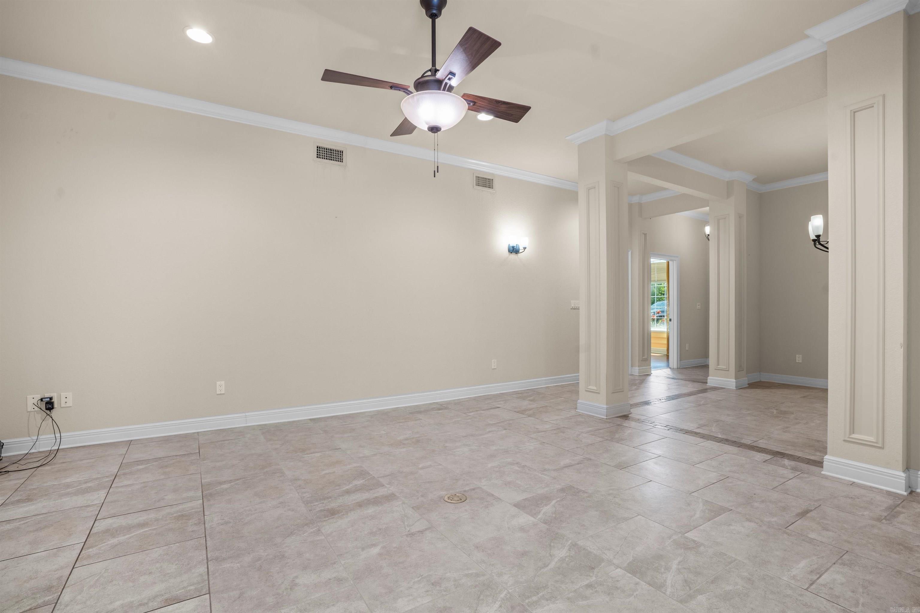 BLUE MOON - Residential