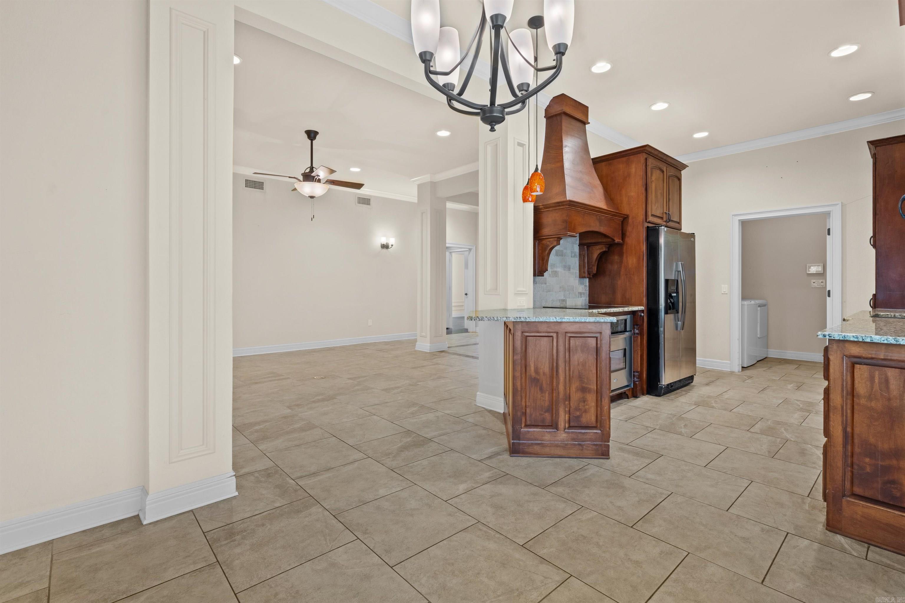 BLUE MOON - Residential