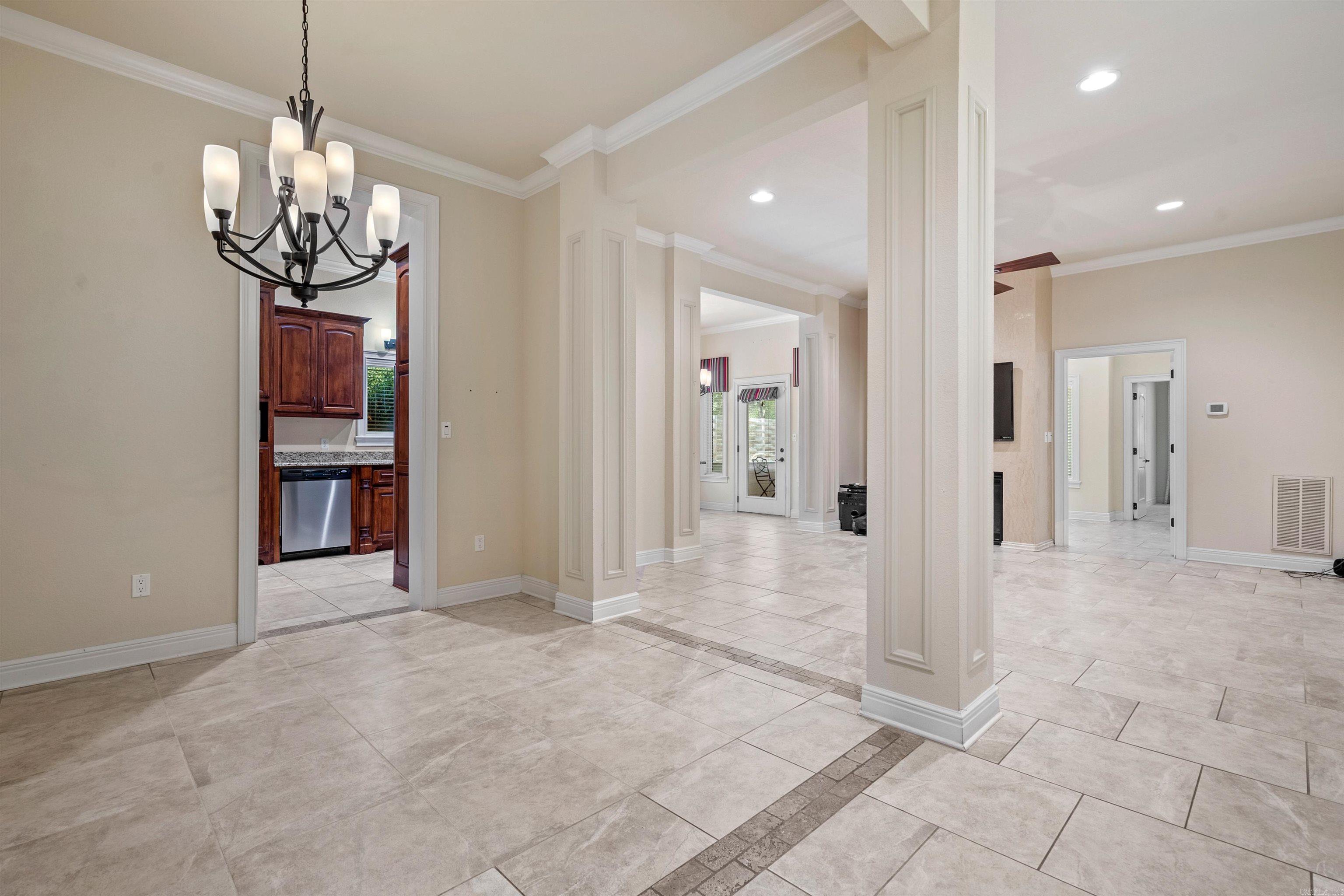 BLUE MOON - Residential