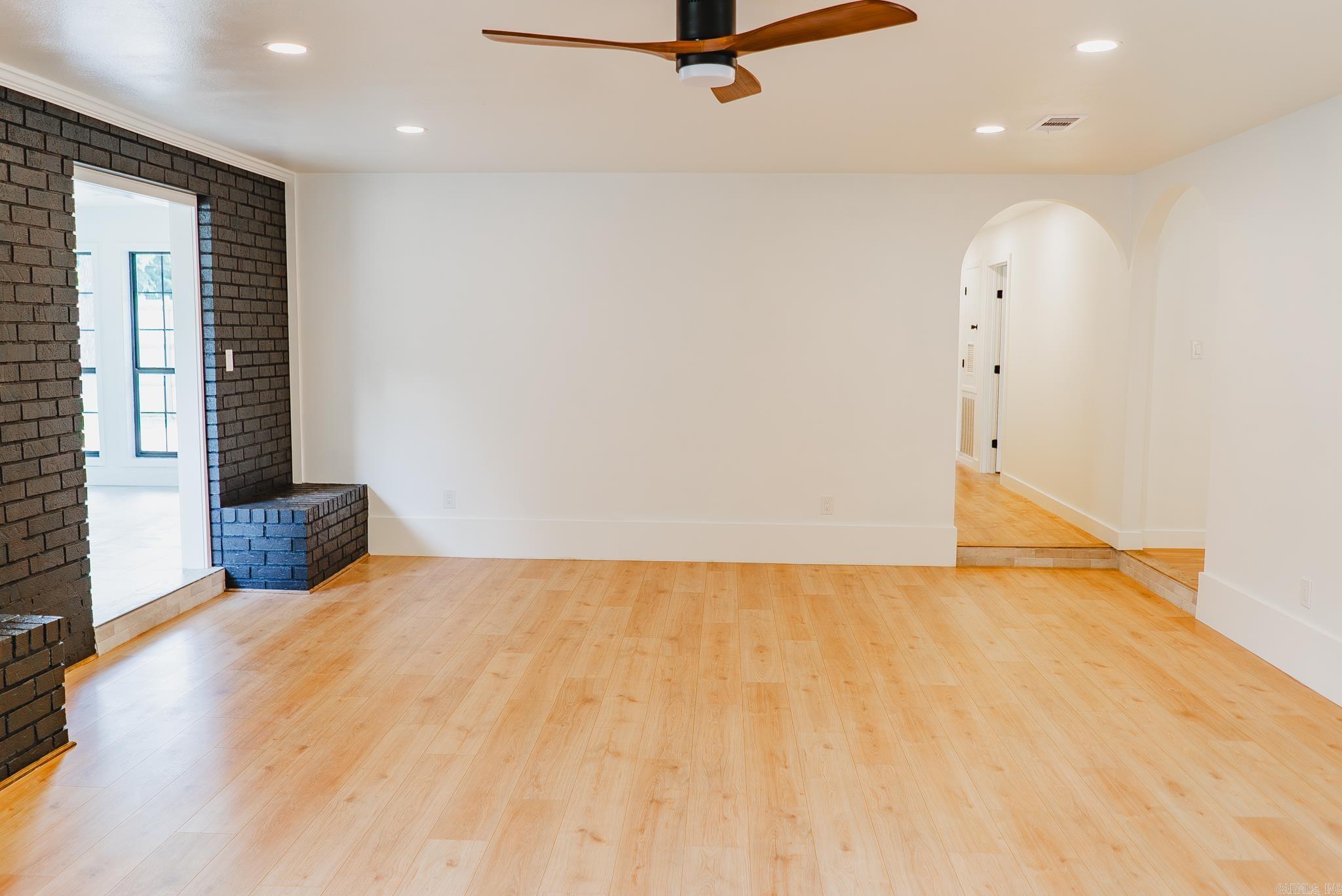 BINNS - Residential