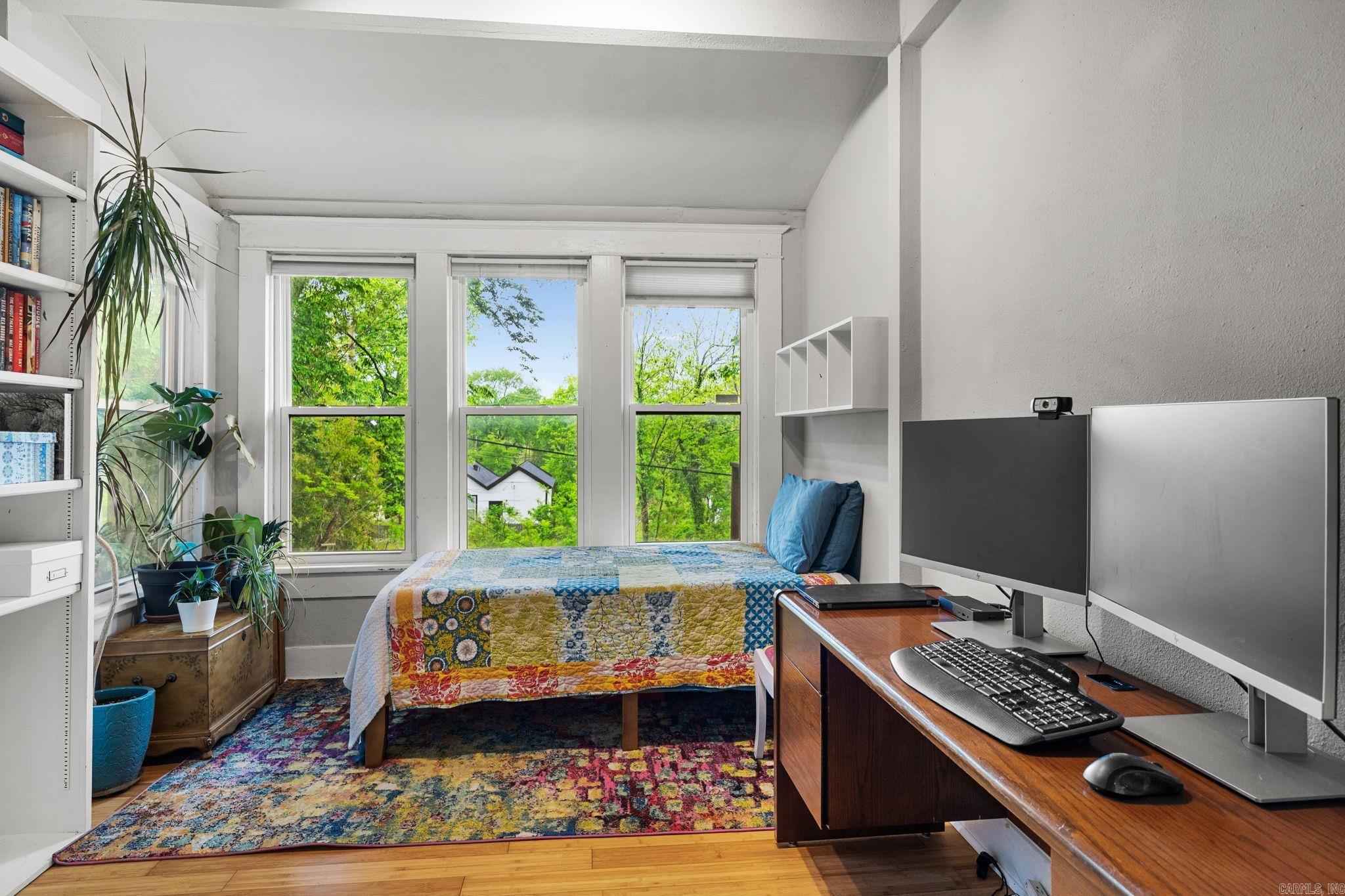 CAPITOL VIEW - Residential