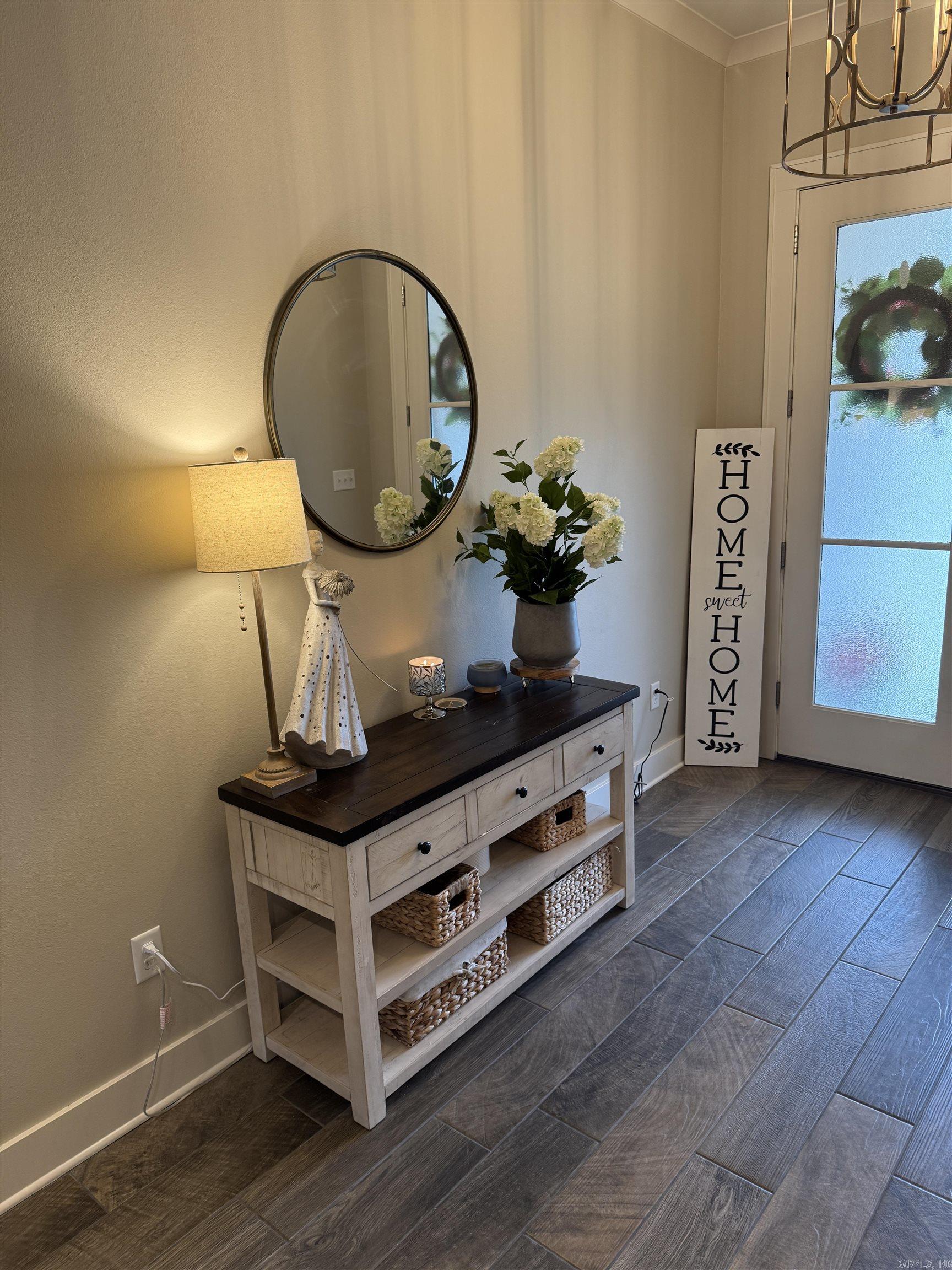 ROBYNMAR - Residential