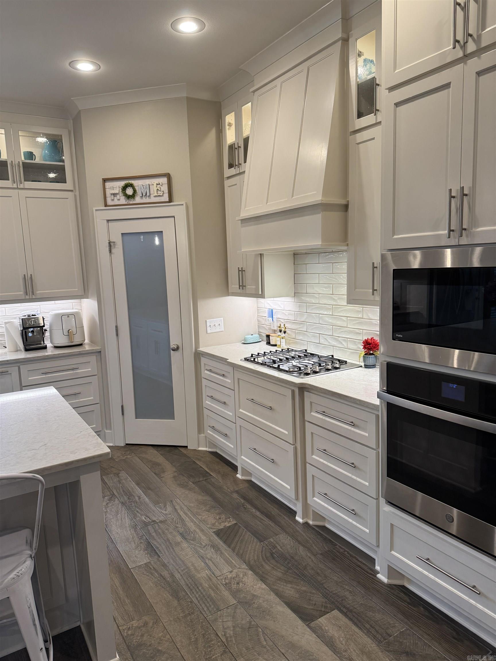 ROBYNMAR - Residential