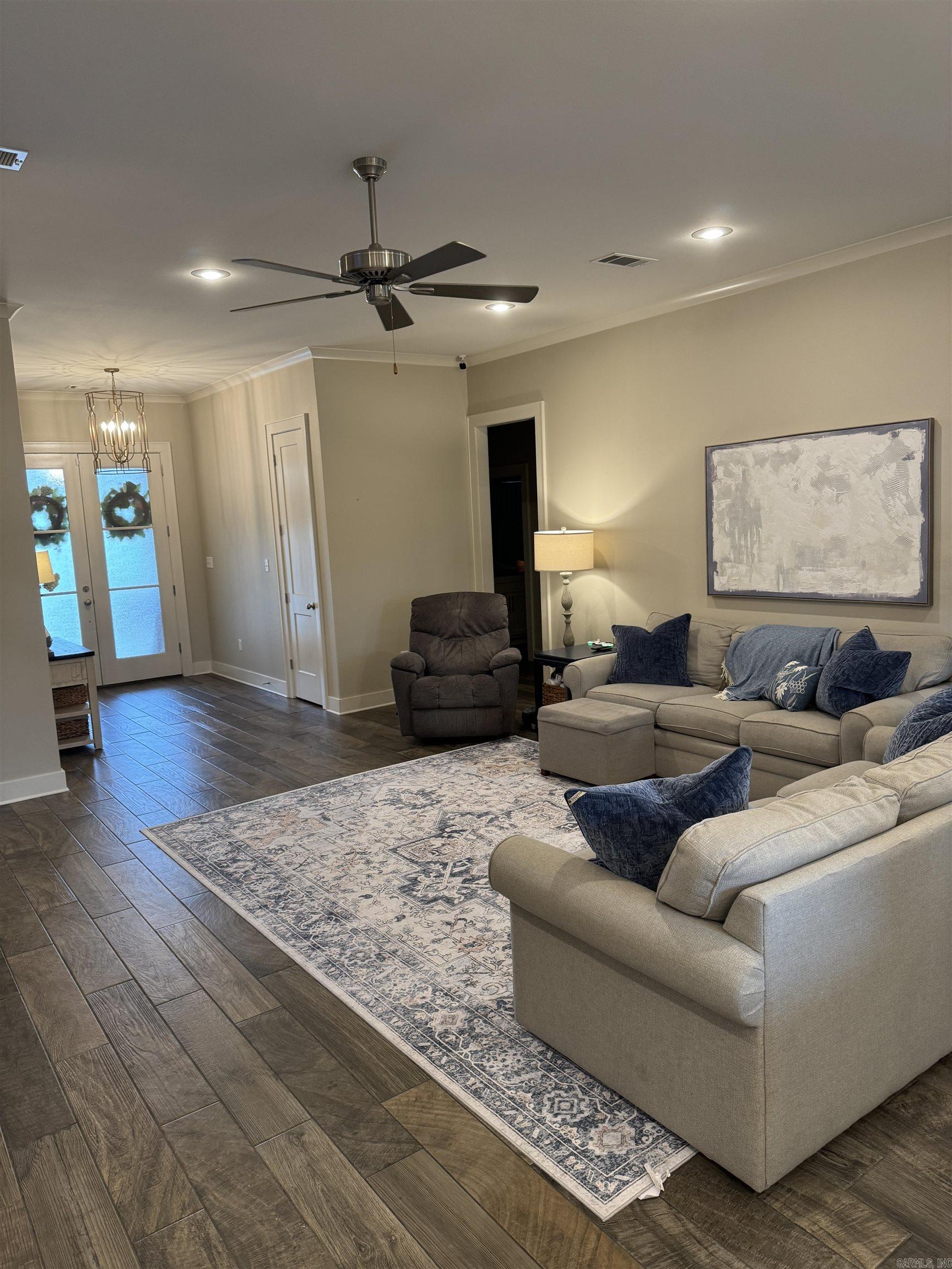 ROBYNMAR - Residential