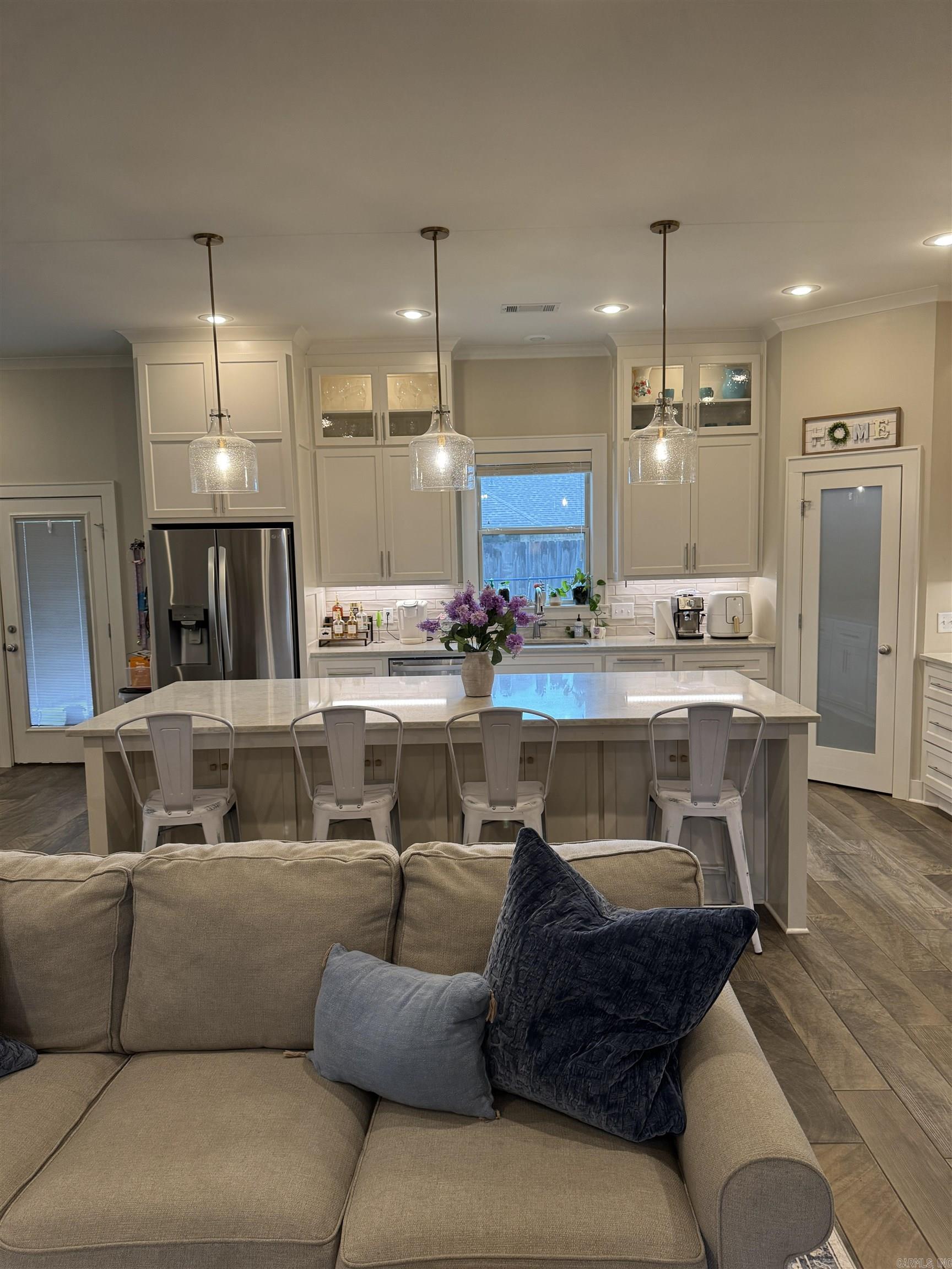 ROBYNMAR - Residential