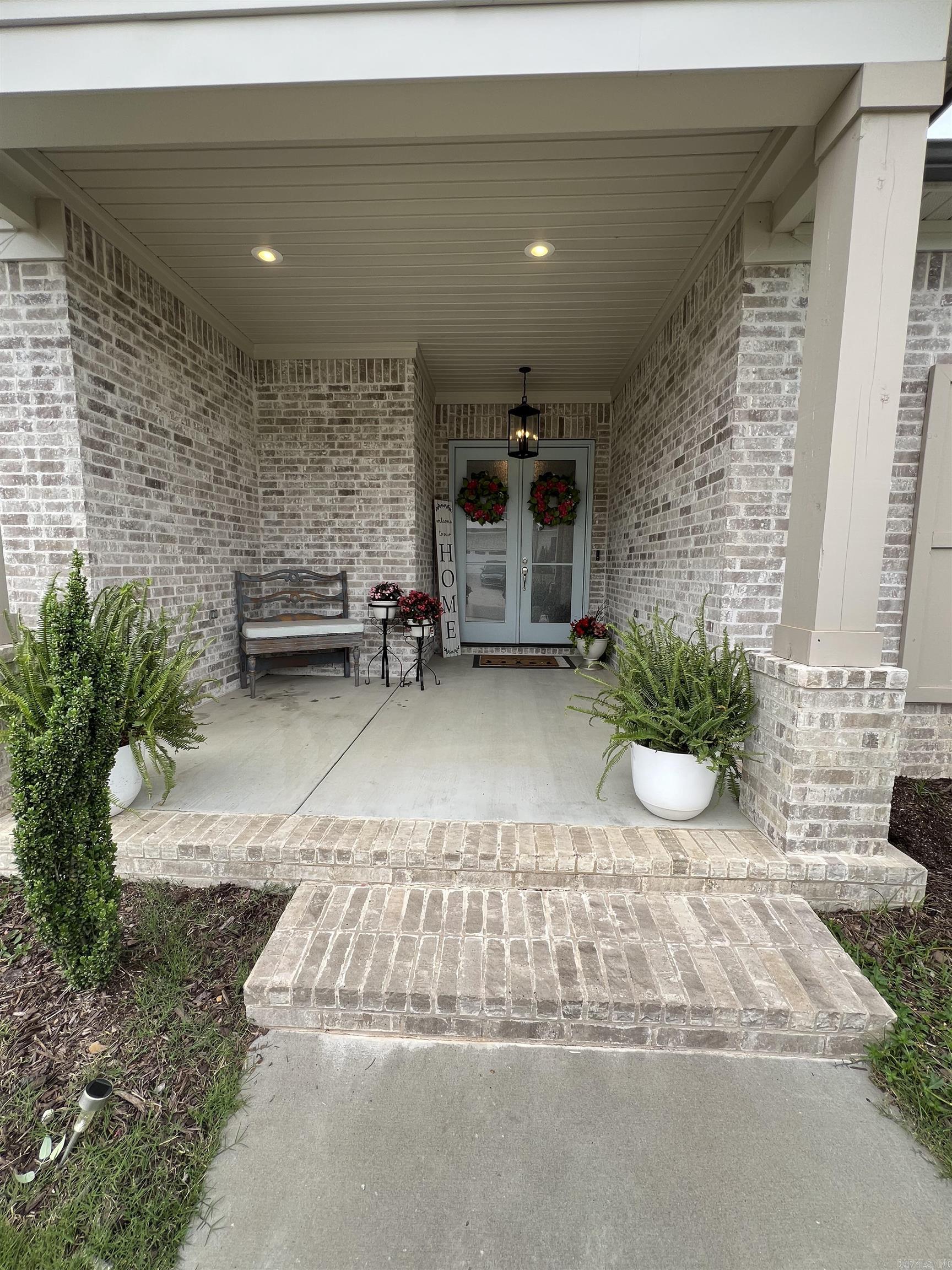 ROBYNMAR - Residential