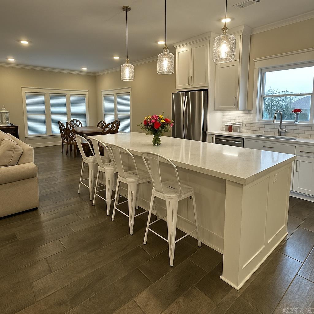 ROBYNMAR - Residential