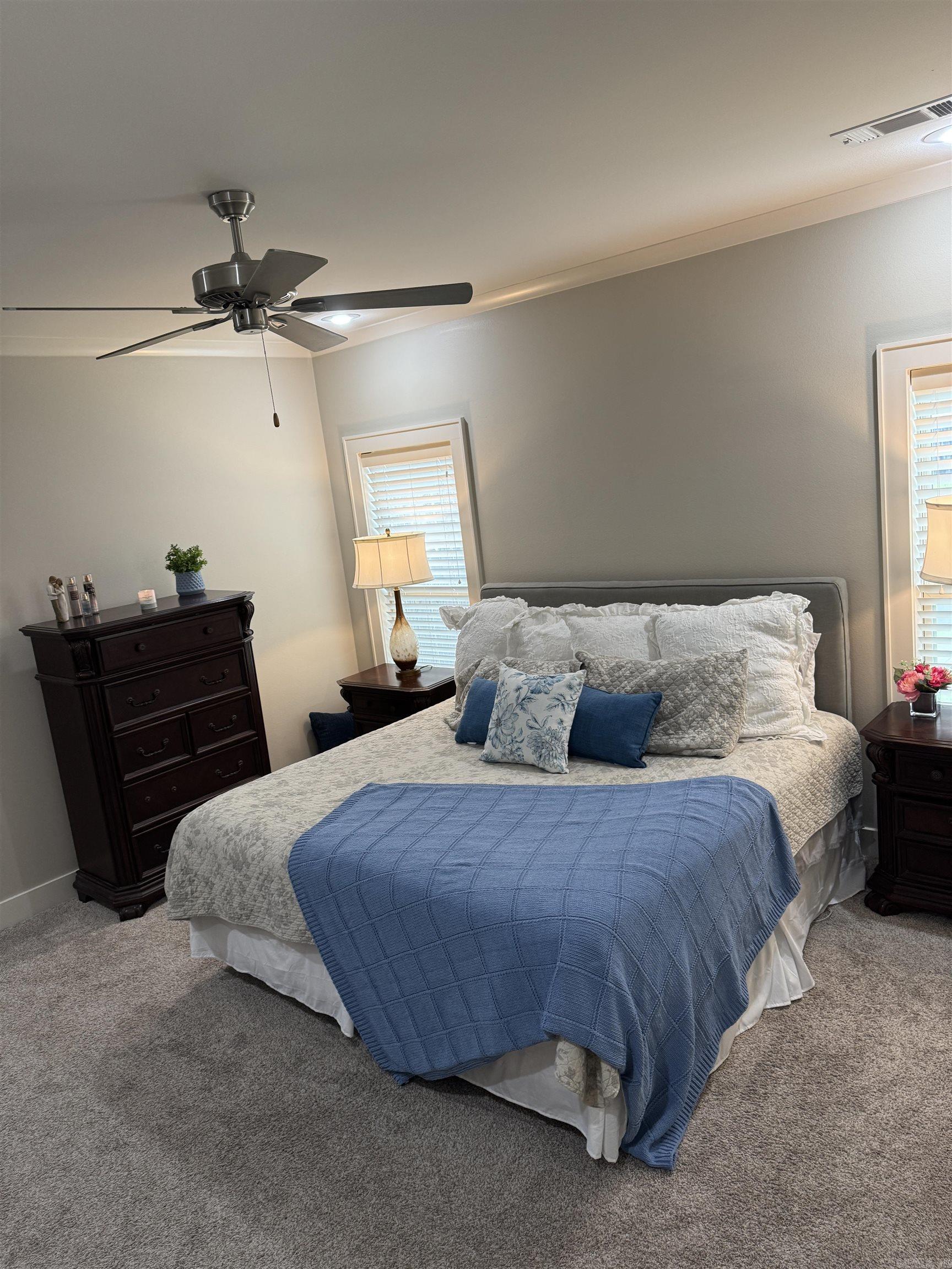 ROBYNMAR - Residential