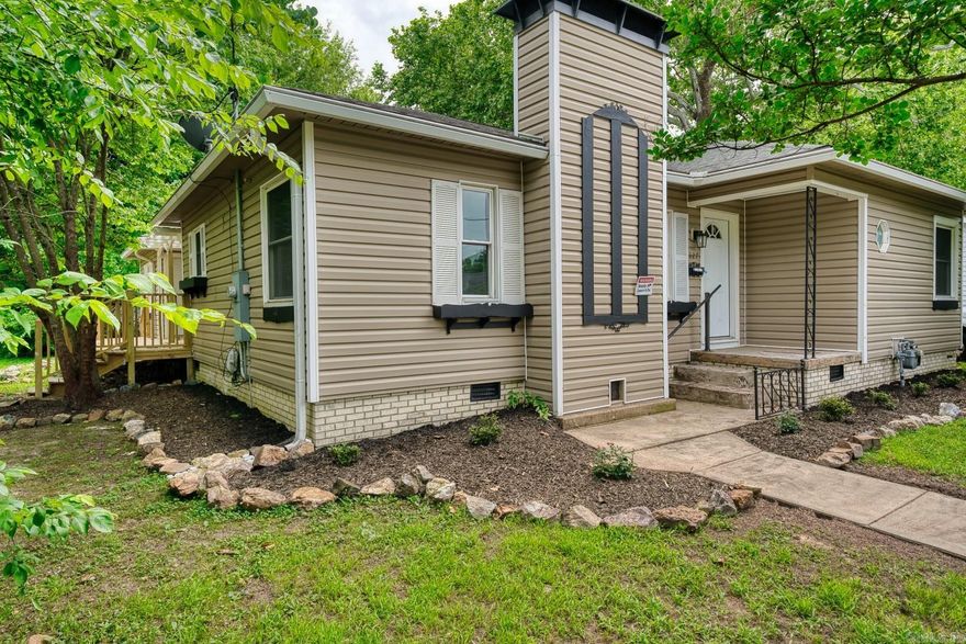 This fully renovated 3-bedroom, 2-bathroom home boasts a fresh interior with new kitchen and bathroom features. The flooring throughout has been updated, and a fresh coat of paint adds to the move-in-ready appeal. Additionally, the house comes equipped with a new HVAC system. Whether you’re a family looking for comfortable living spaces or a buyer seeking a turnkey property, this home offers a great opportunity.