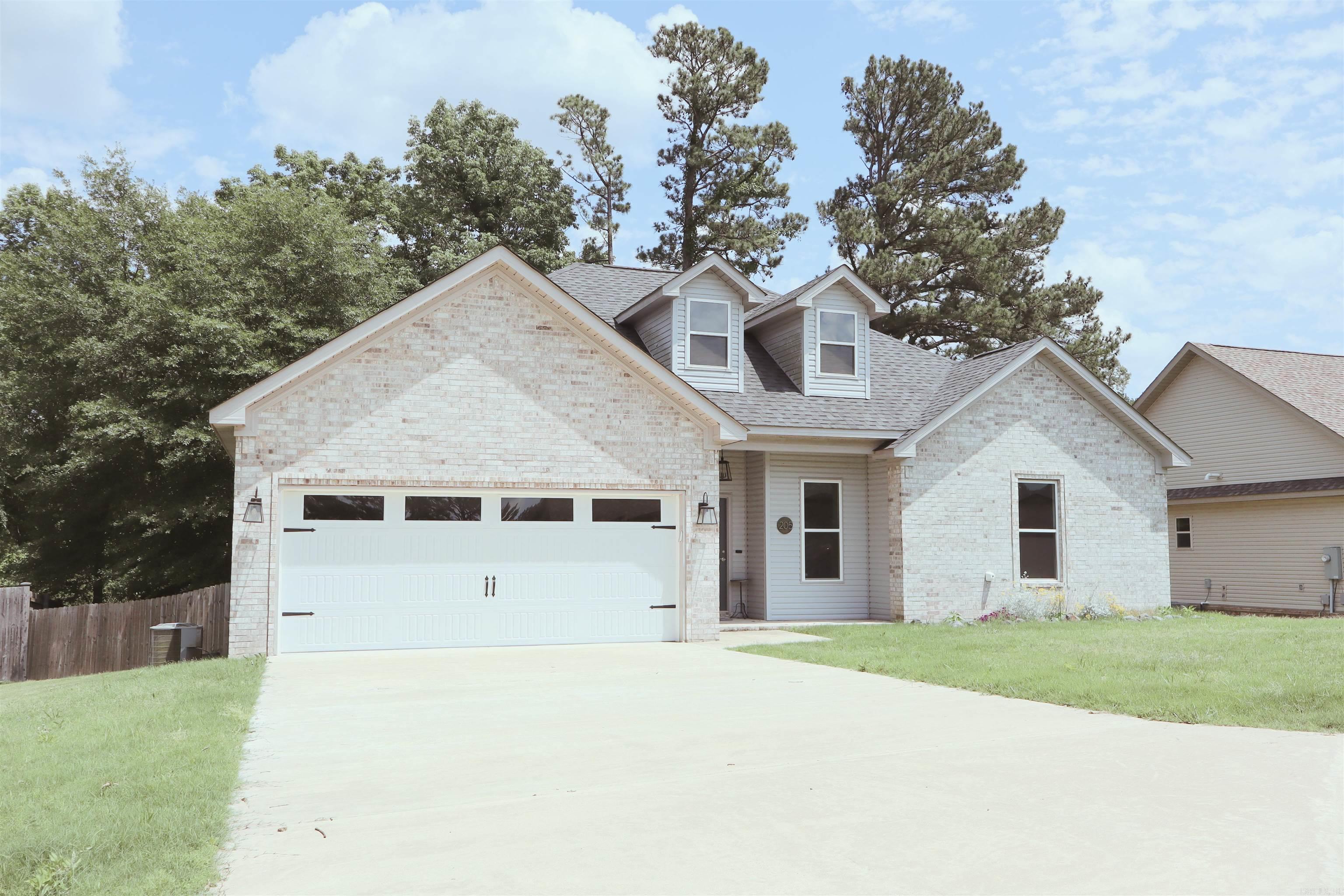 Walkway Pointe - Residential Lease