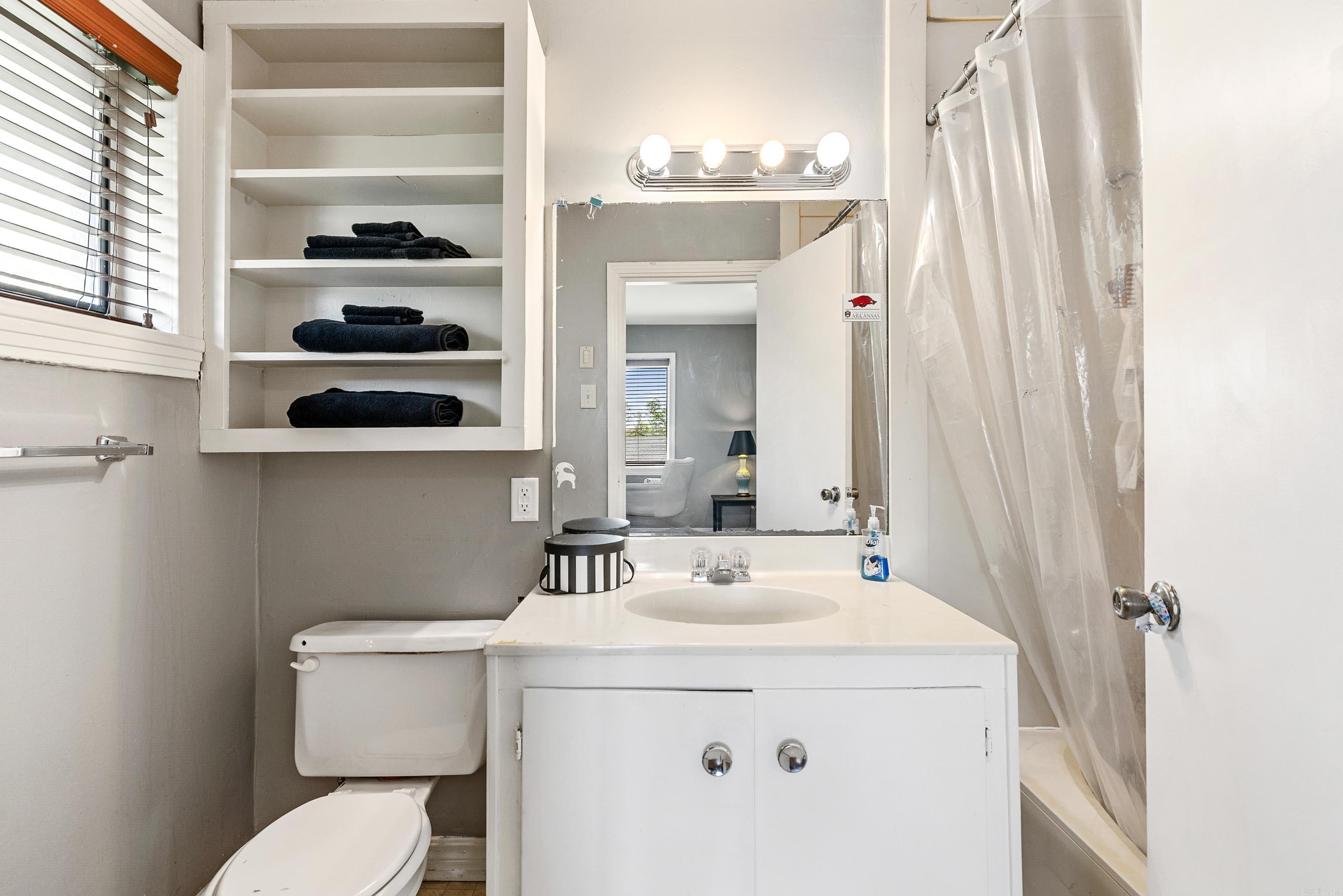 KINGWOOD PLACE - Residential