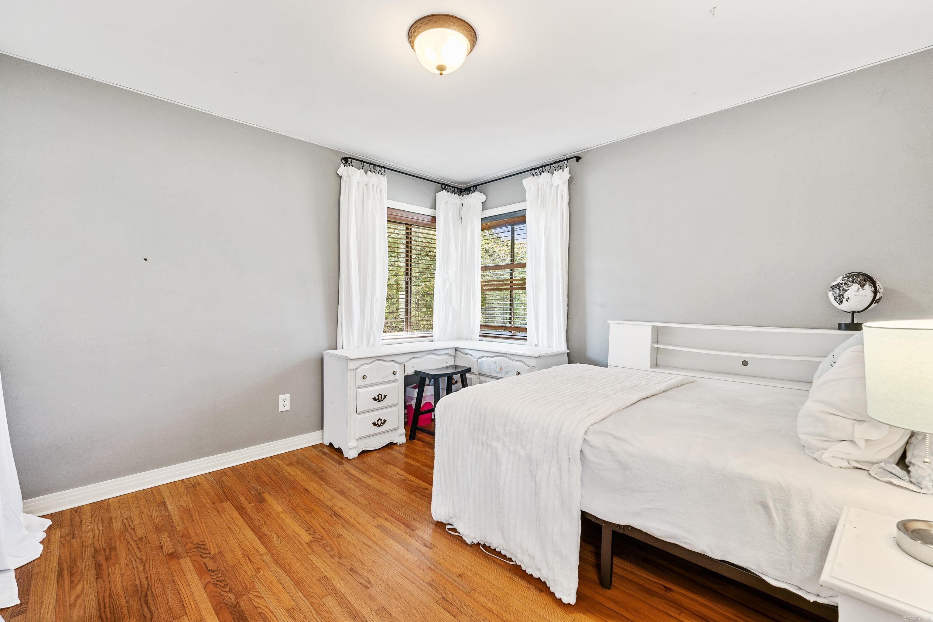 KINGWOOD PLACE - Residential