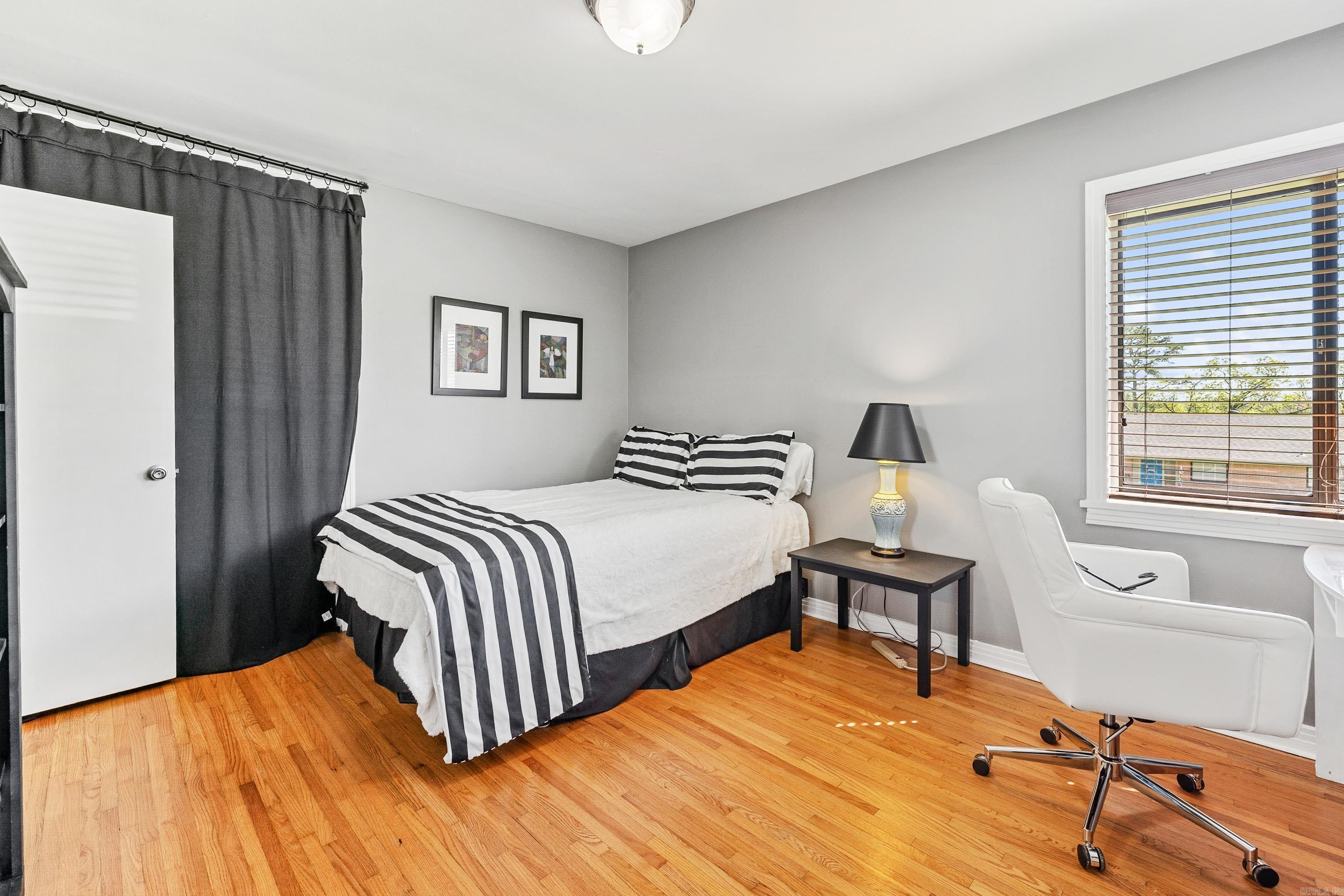 KINGWOOD PLACE - Residential